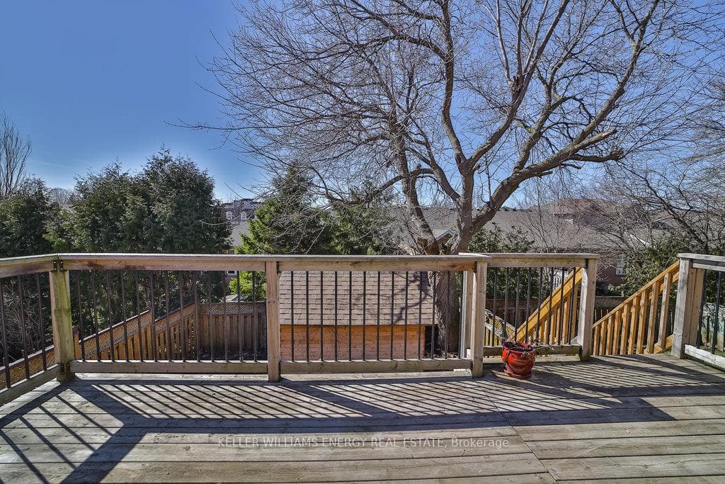 87 Knotty Pine Drive photo 35