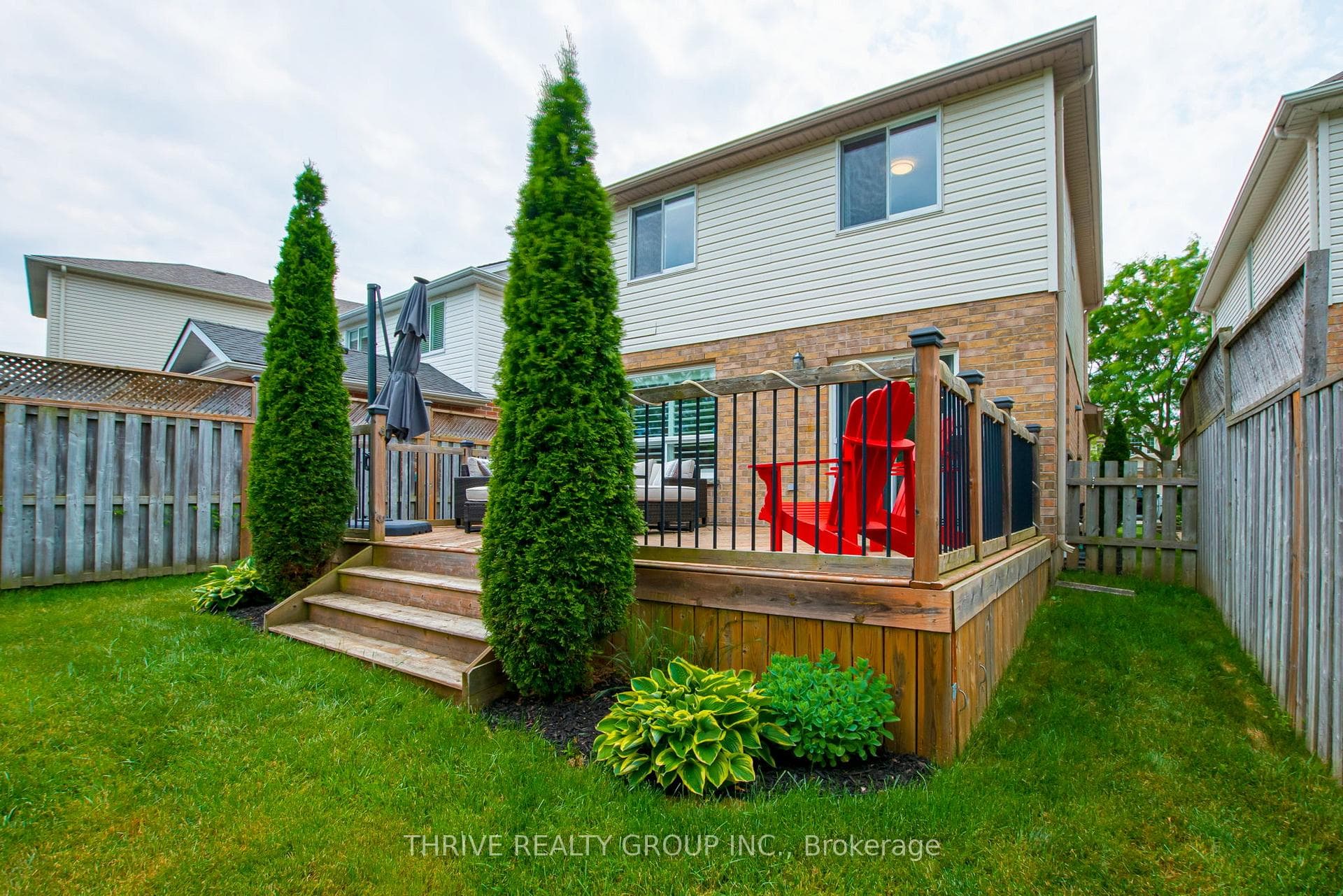 283 Rossmore Court photo 38