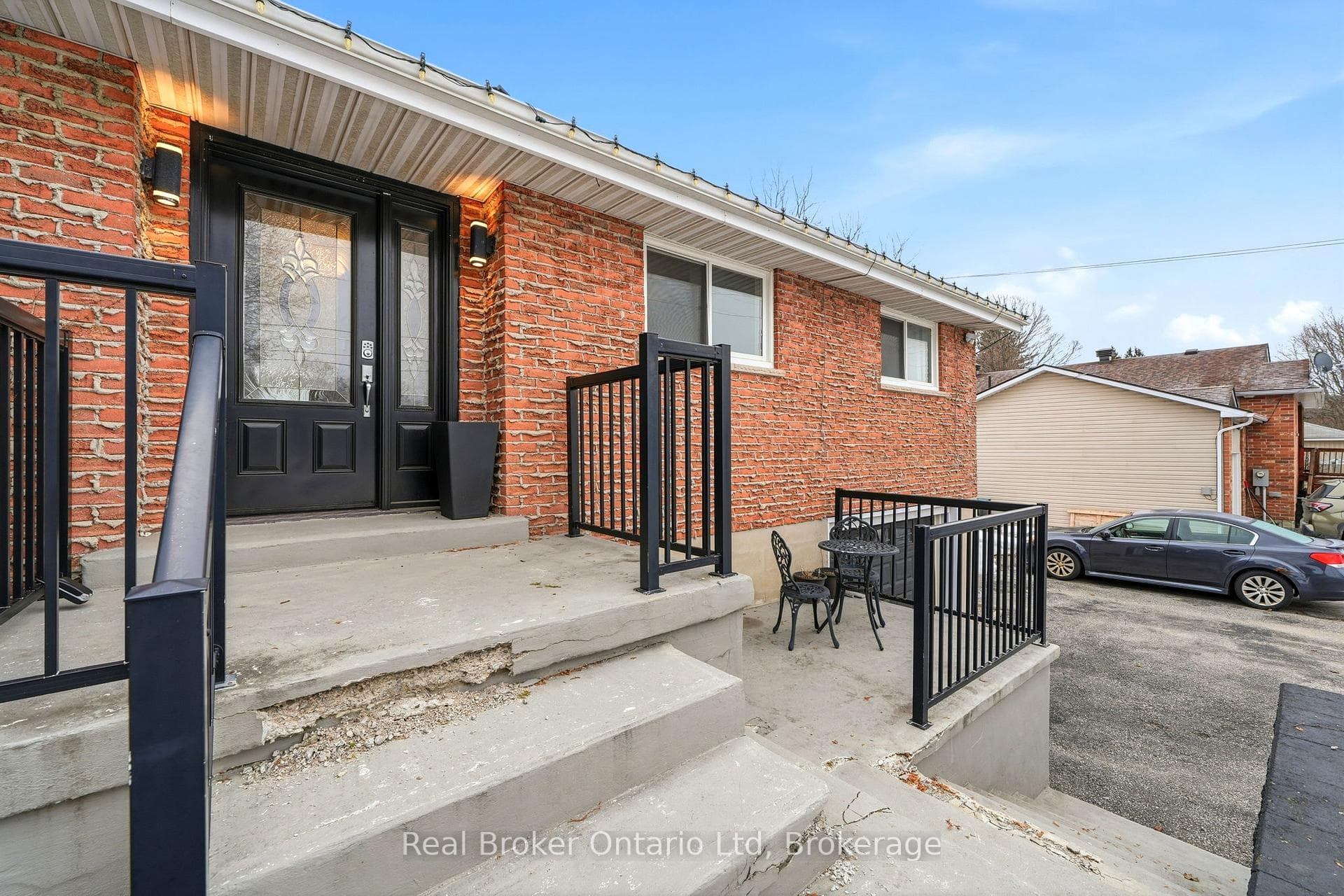 8271 93 Highway photo 4
