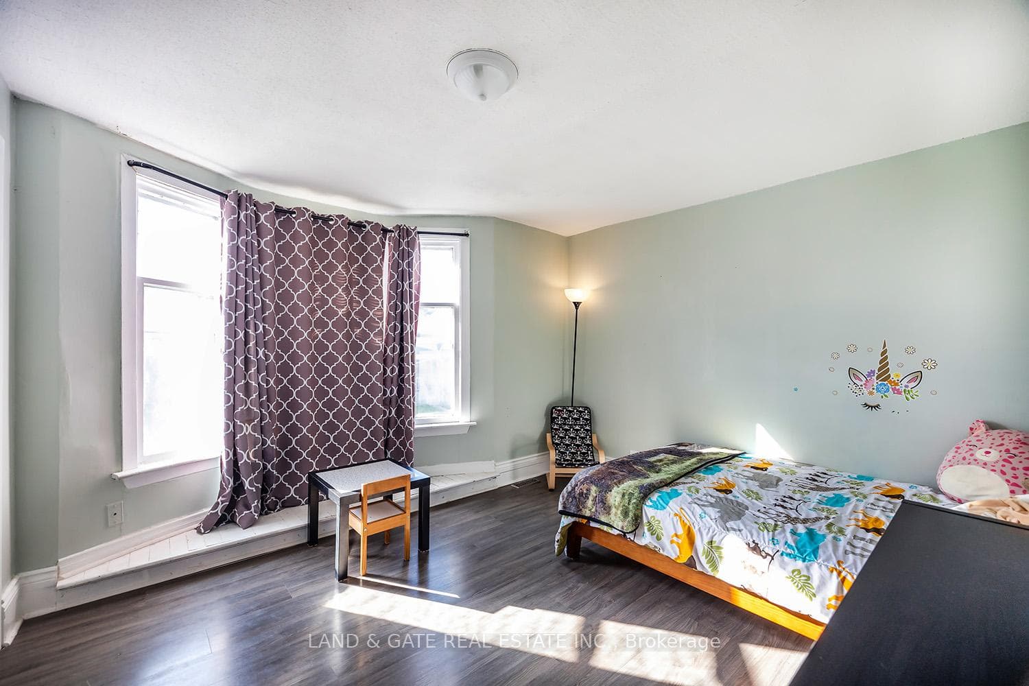 269 Jarvis Street photo 16