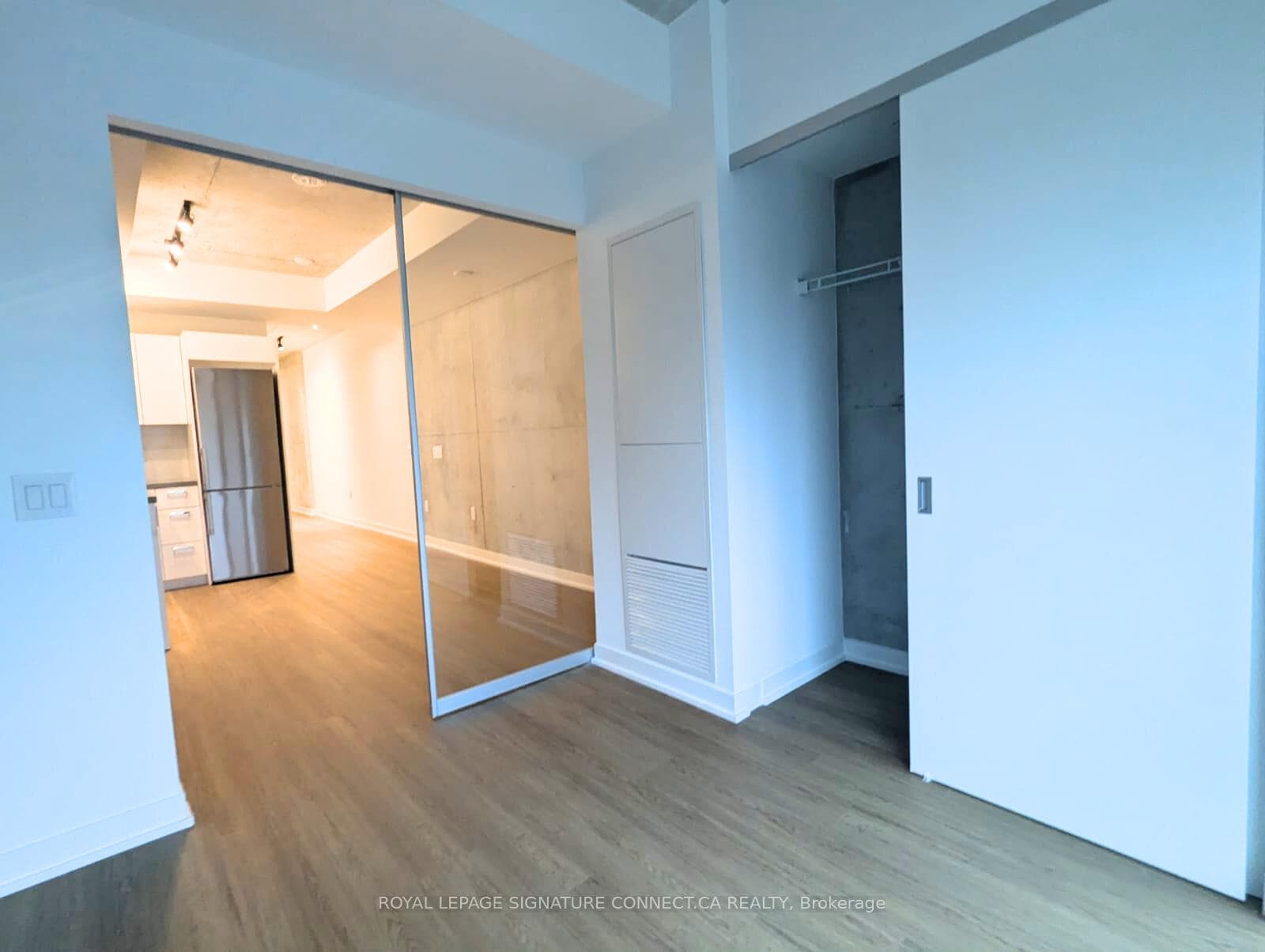 195 McCaul Street Unit 204 photo 9