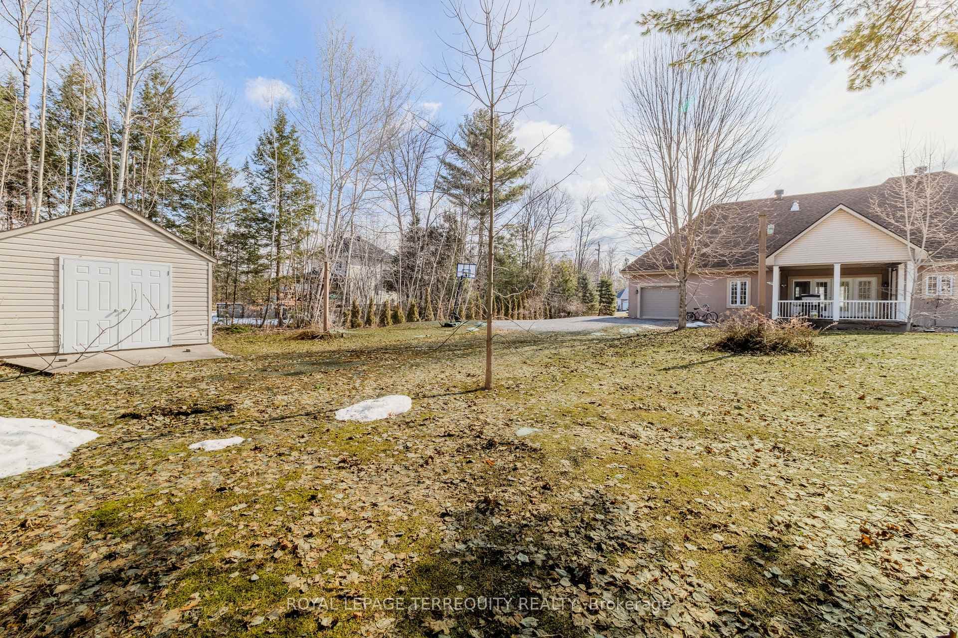 591 Du Parc Road photo 30