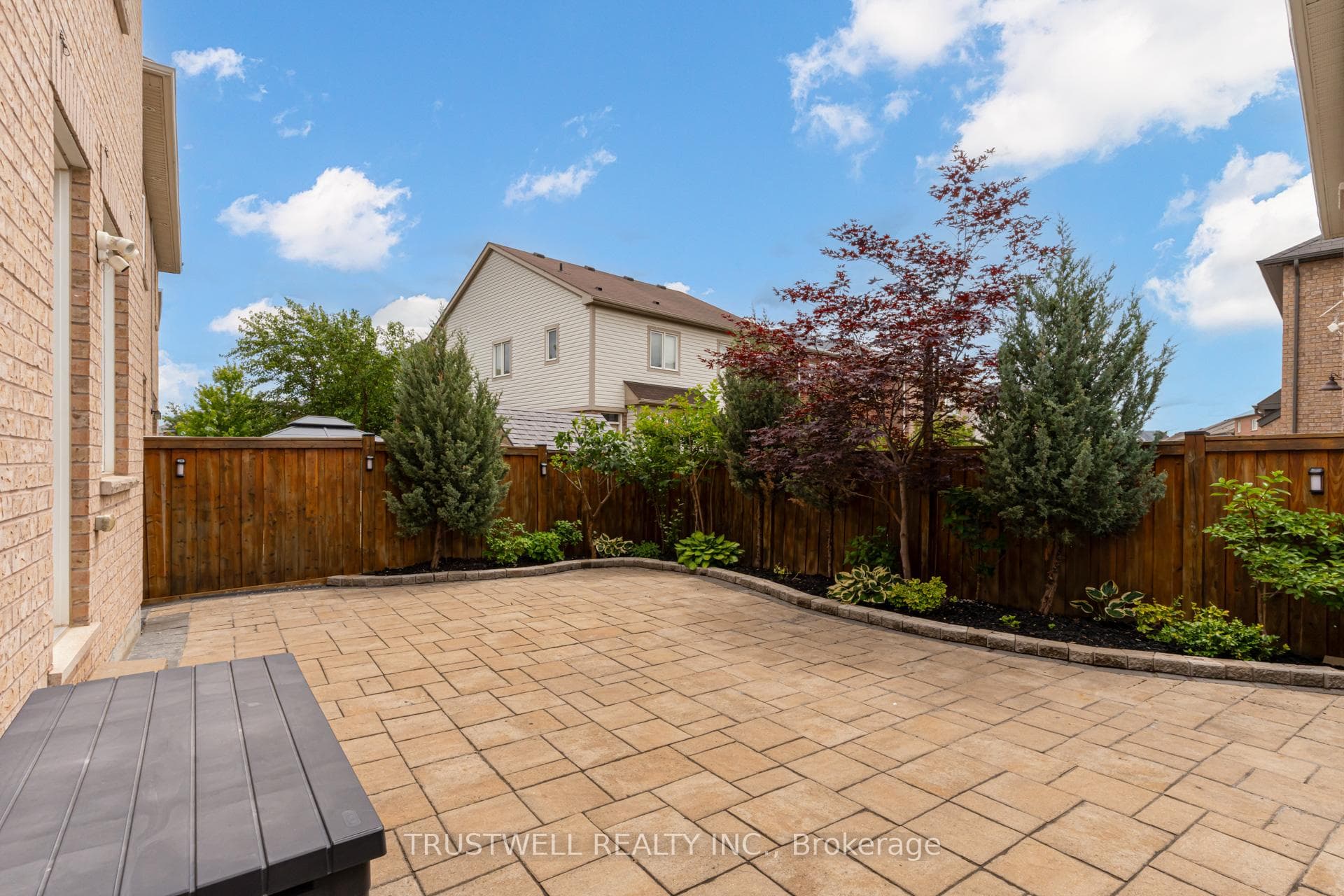 334 Trudeau Drive photo 48