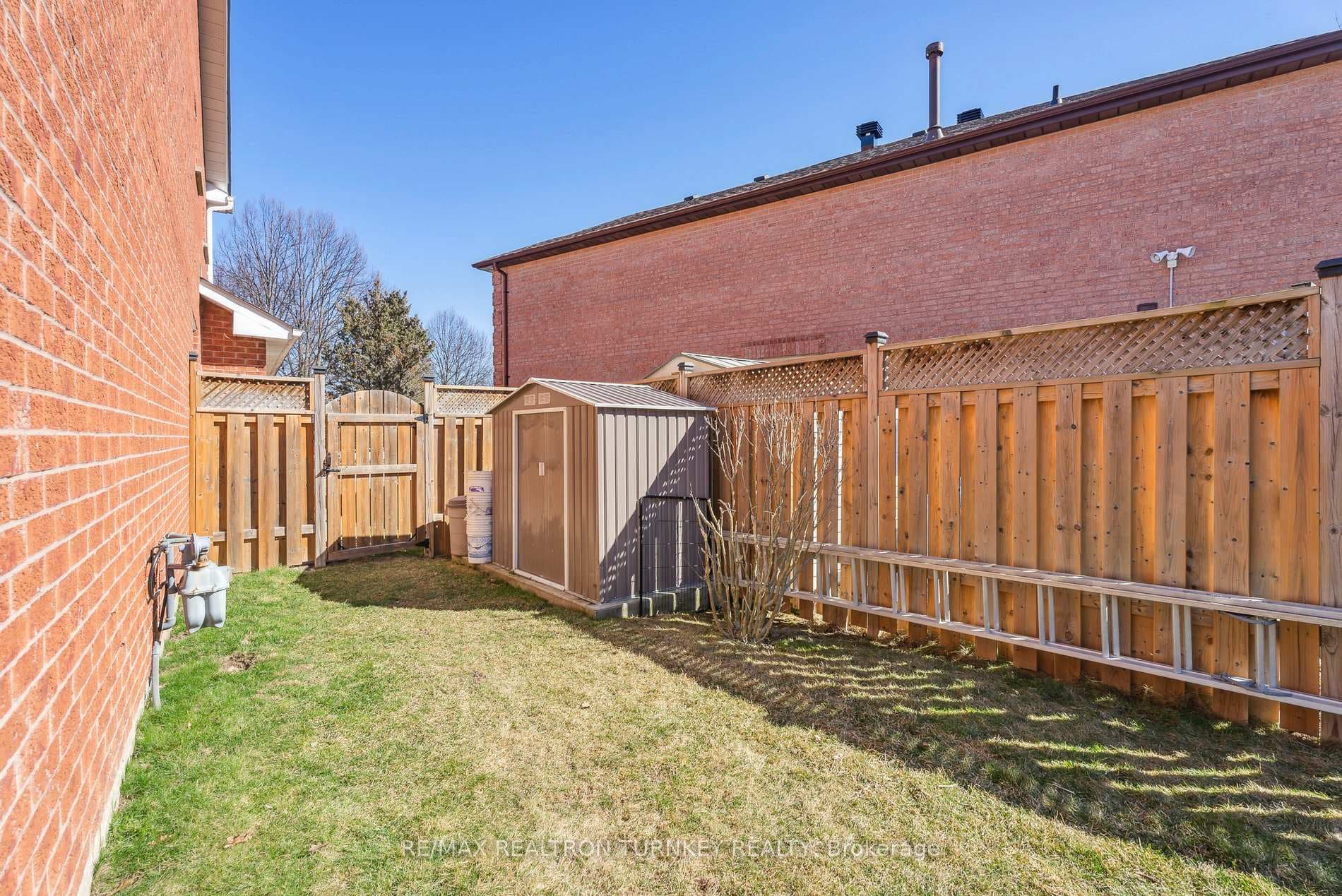 Fully Fenced Yard W. Garden Shed
