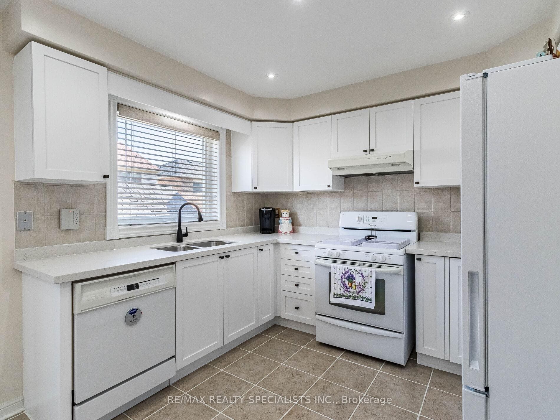 13 Teston Street photo 9