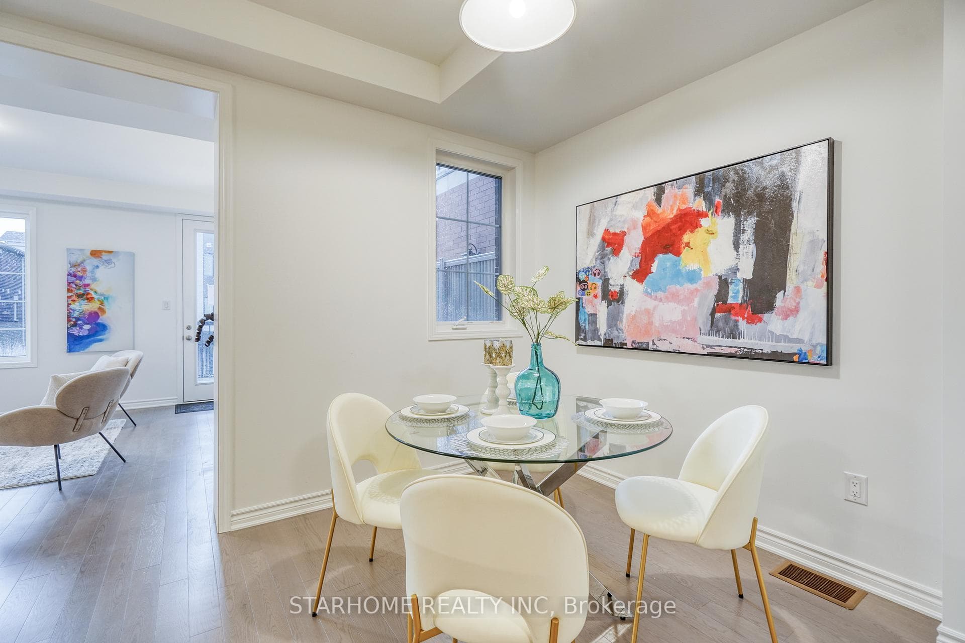 11 Avani Avenue photo 13
