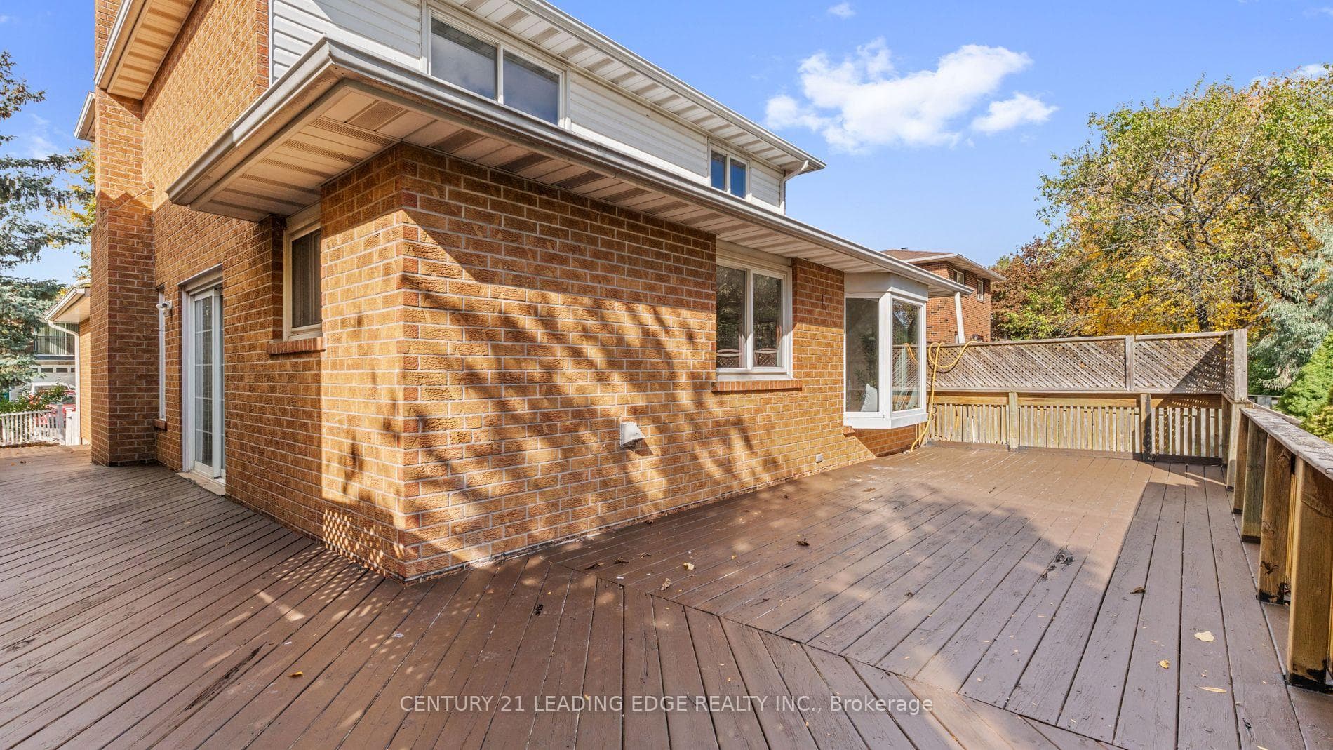 42 Tanager Square photo 28