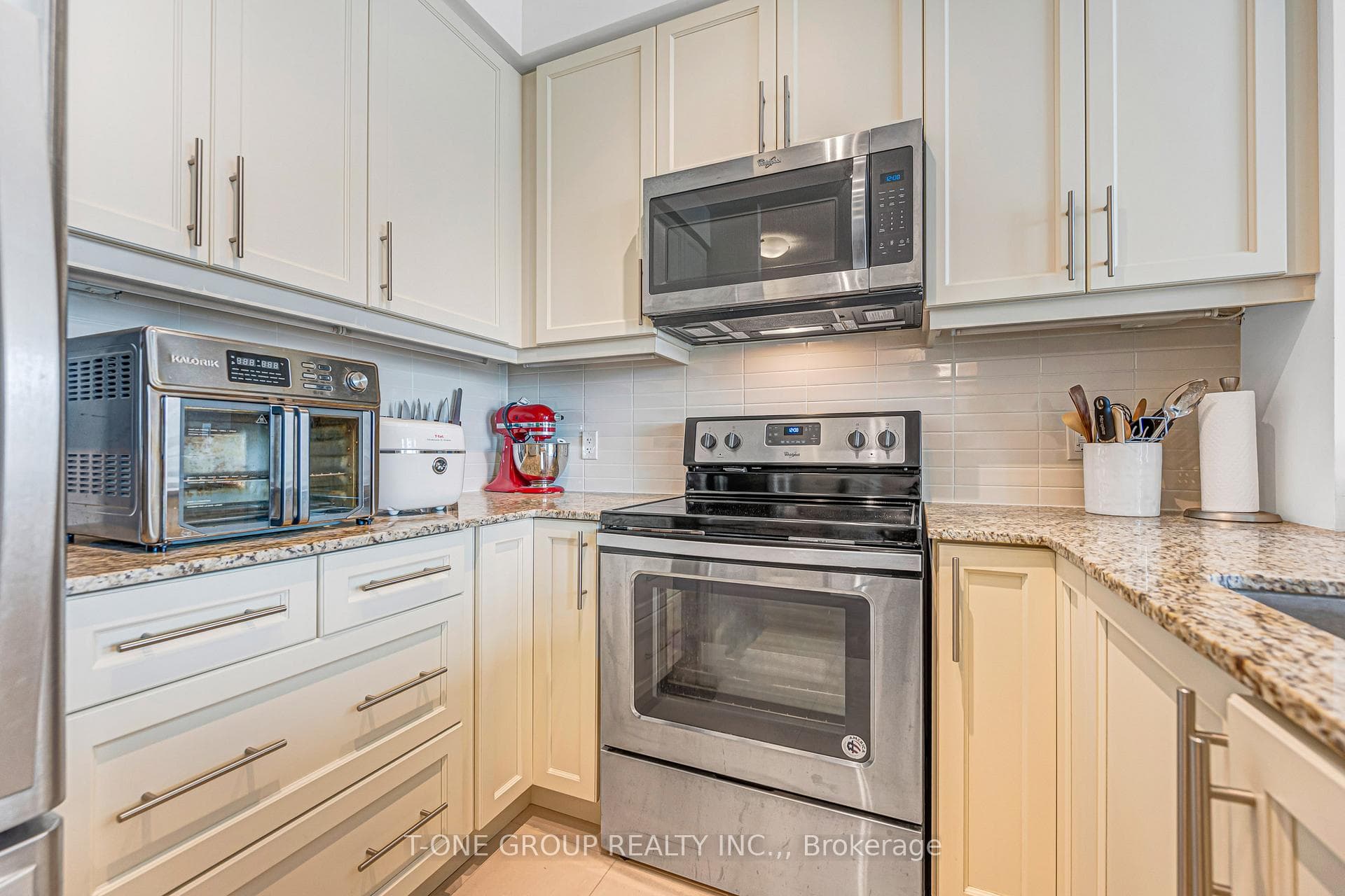 3975 Grand Park Drive Unit 801 photo 18