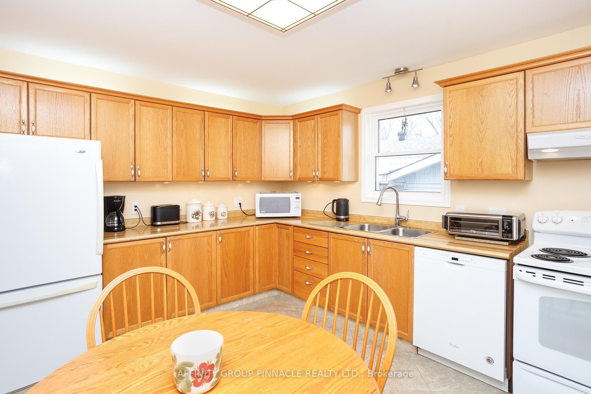 69 Beechwood Avenue photo 14