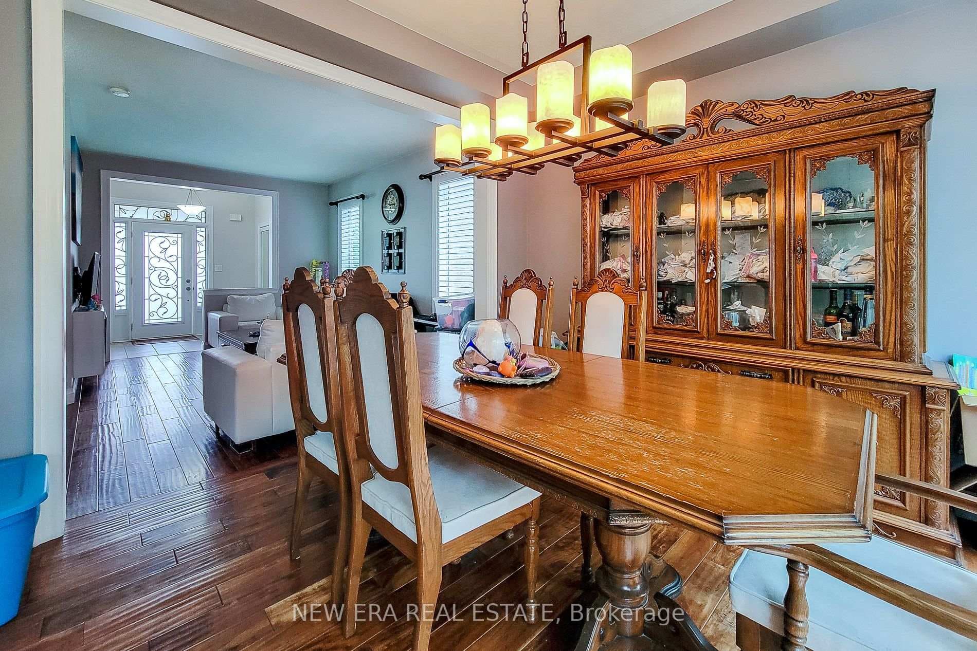 128 Montreal Circle photo 14