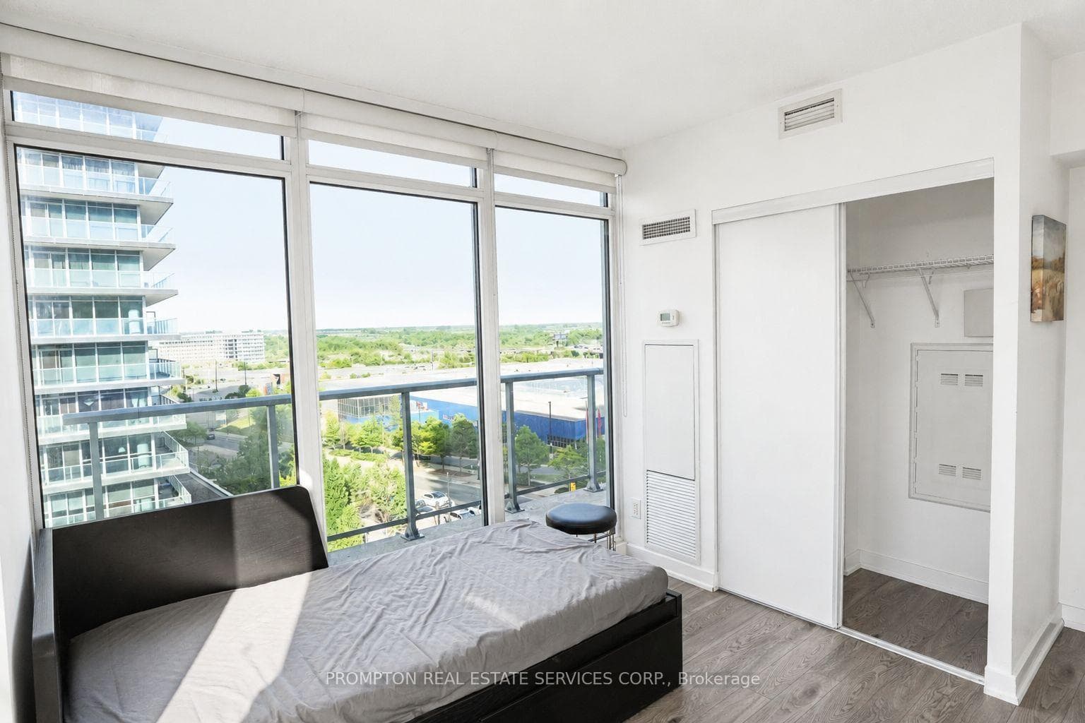 72 Esther Shiner Boulevard Unit 717 photo 24