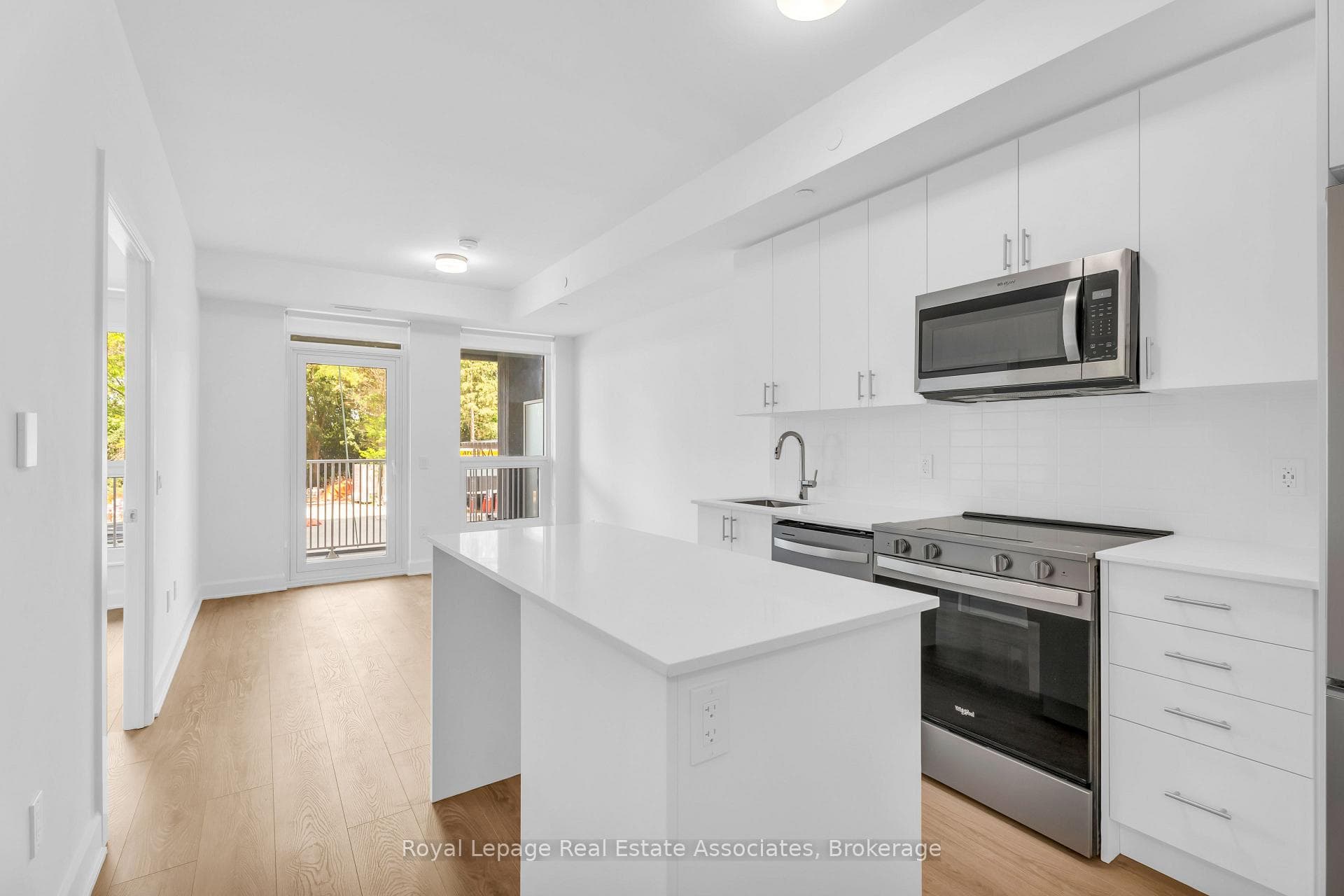 3240 William Coltson Avenue Unit 216 photo 3