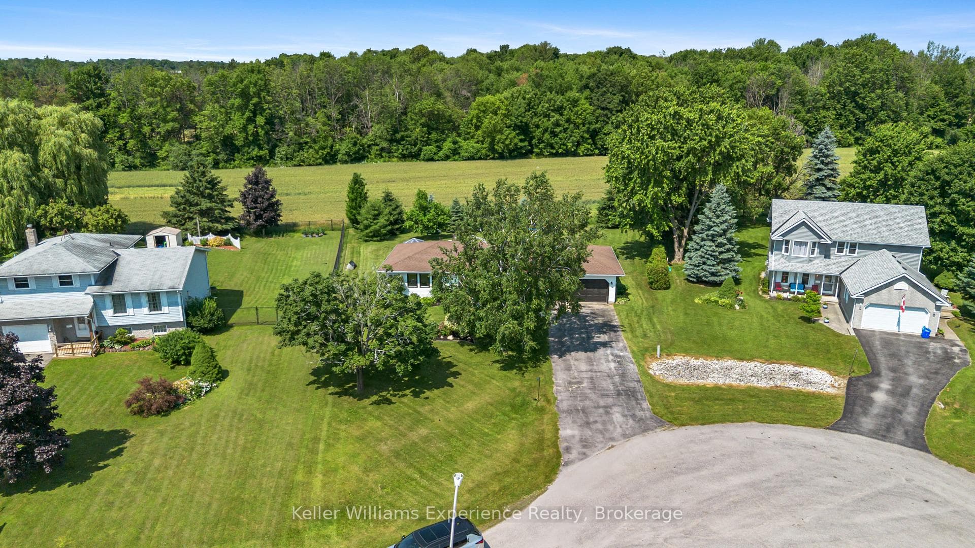 110 Mary Avenue photo 43