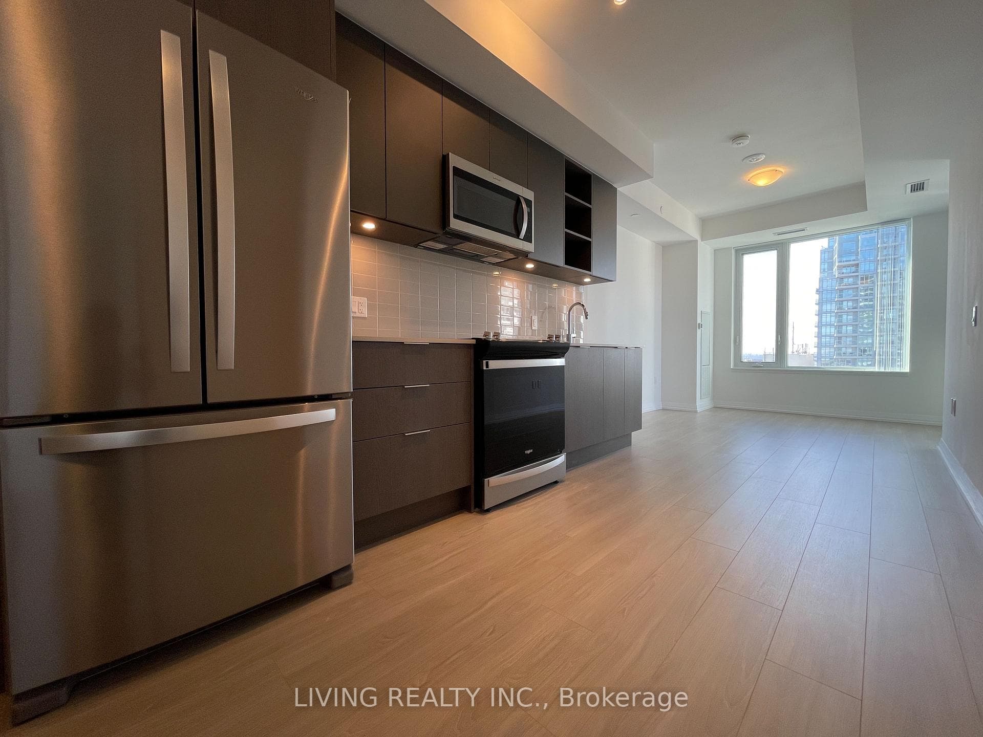 25 Holly Street Unit 2710 photo 2