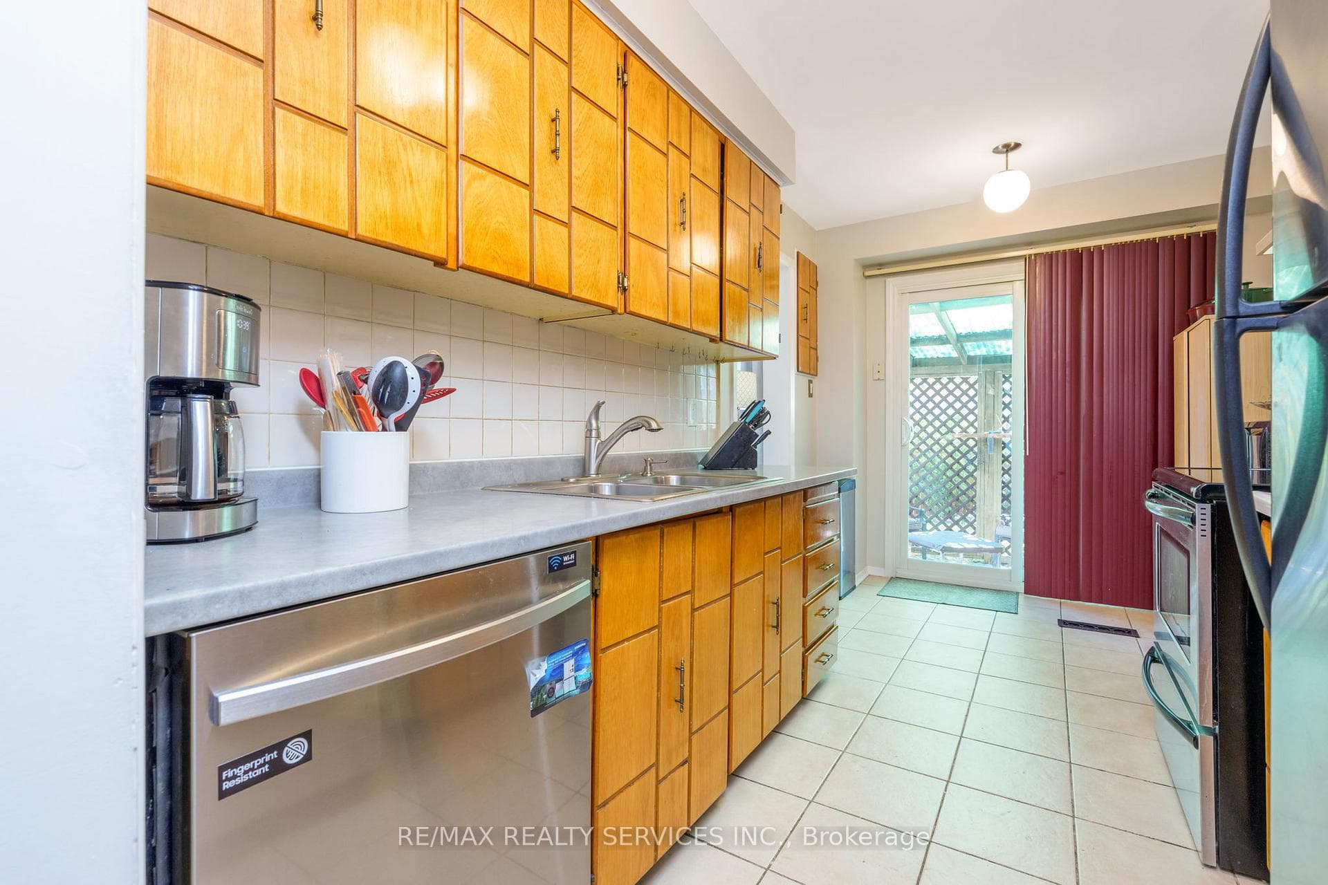 79 Royal Salisbury Way photo 23