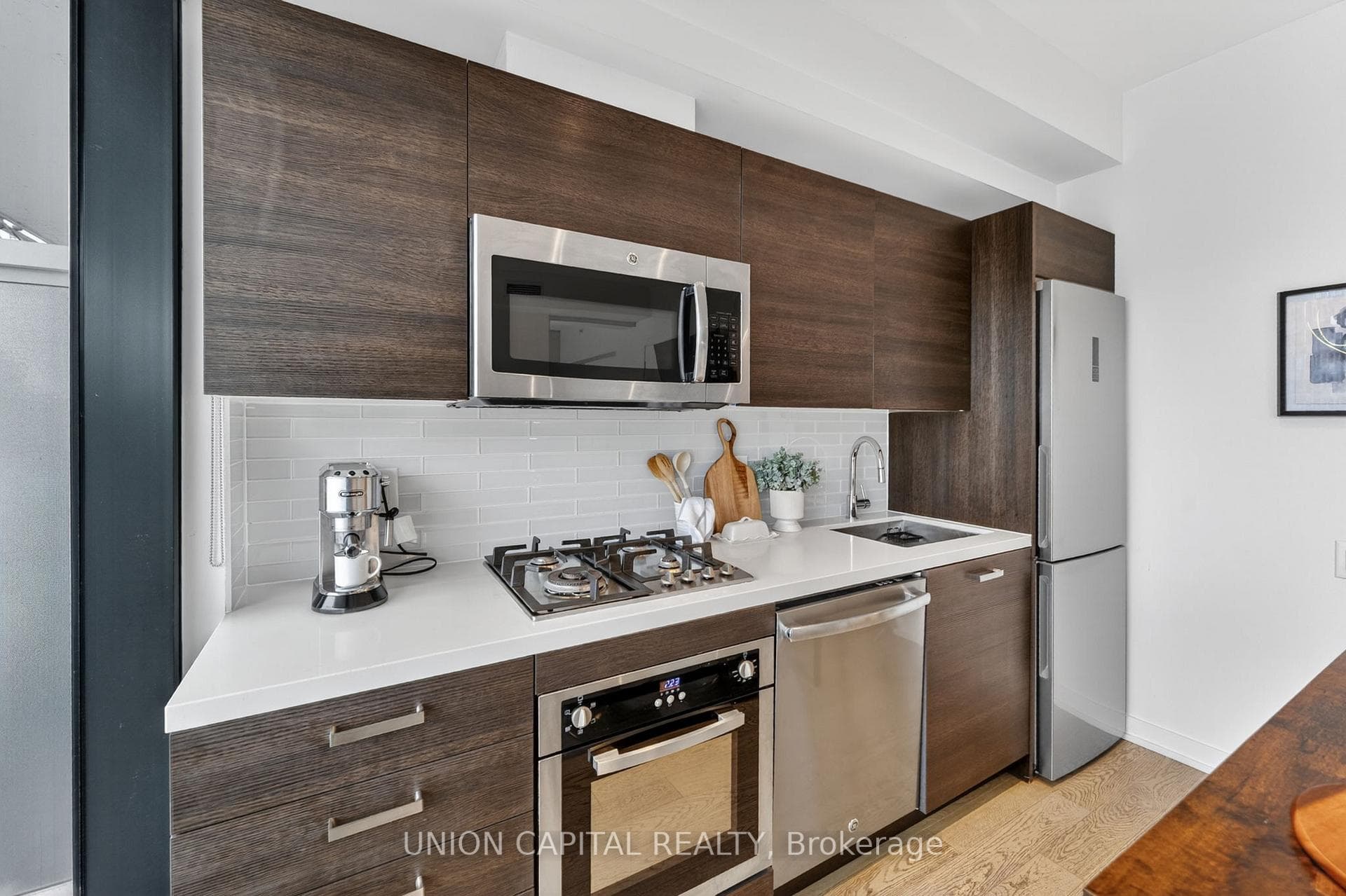 11 Charlotte Street Unit 1004 photo 4
