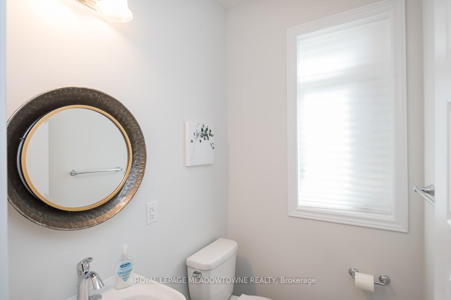 3401 Vernon Powell Drive photo 6