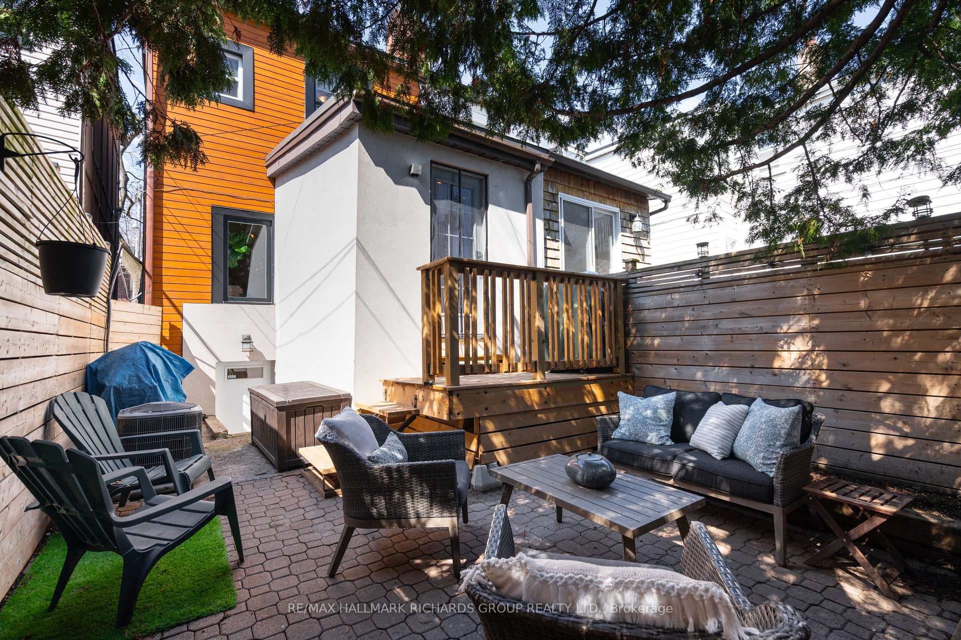 9 Winnifred Avenue photo 36