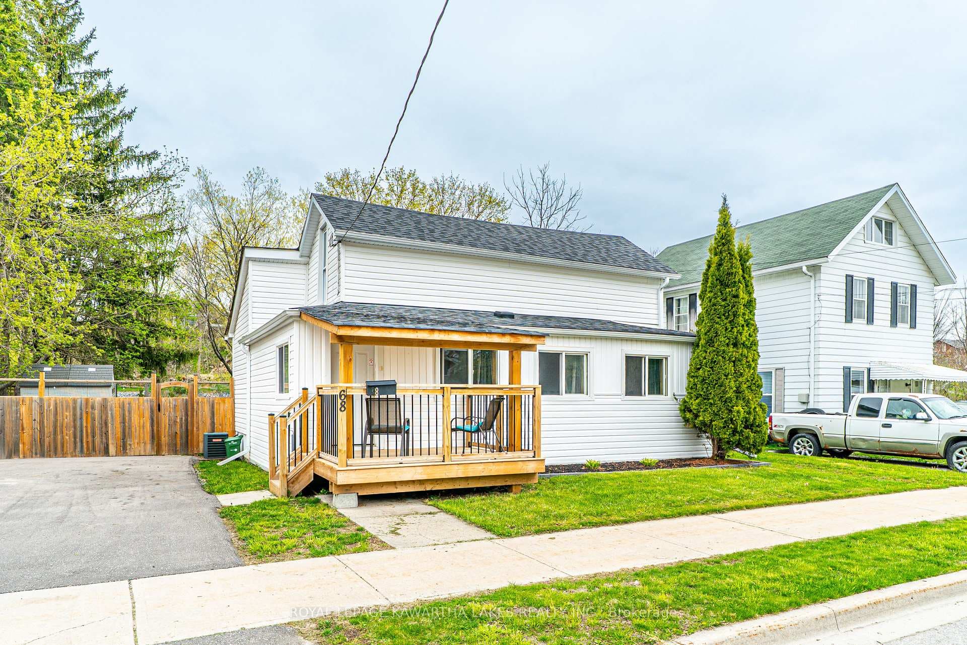 68 Ridout Street photo 1