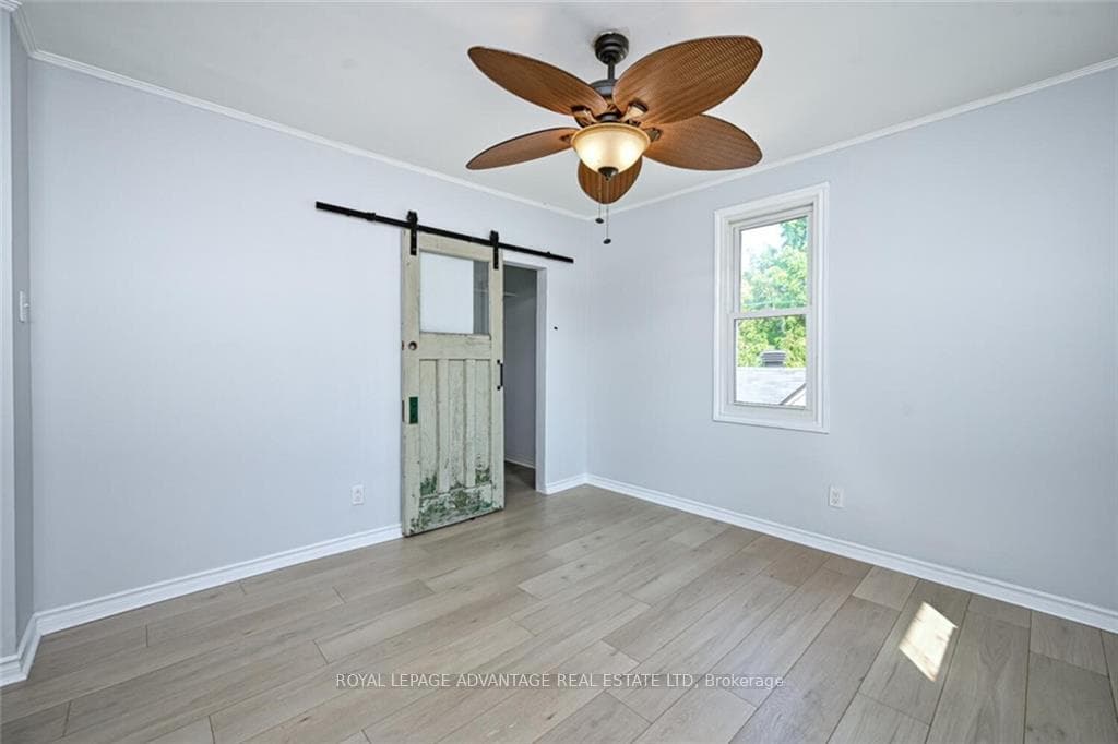 12 ABERDEEN Avenue photo 15