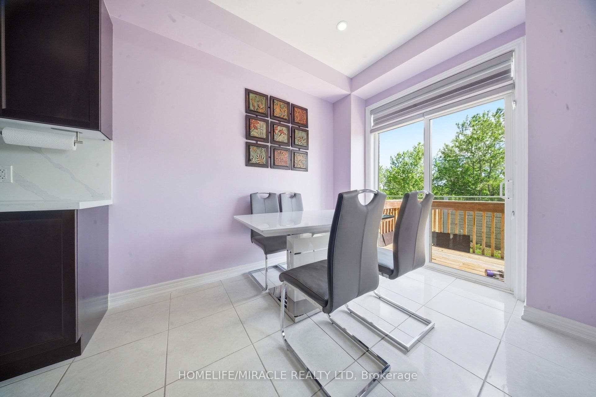166 DEERPATH Drive Unit 32 photo 11