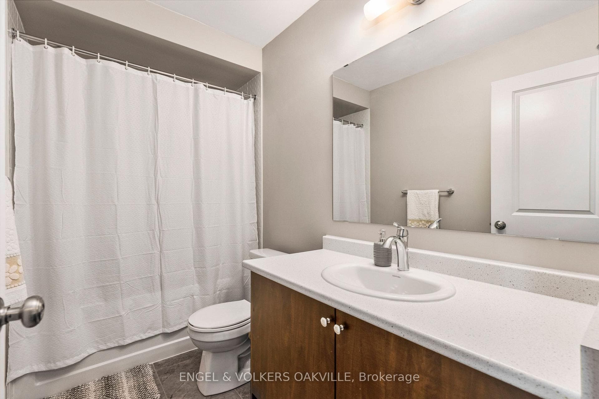 44 Clifford Crescent photo 26