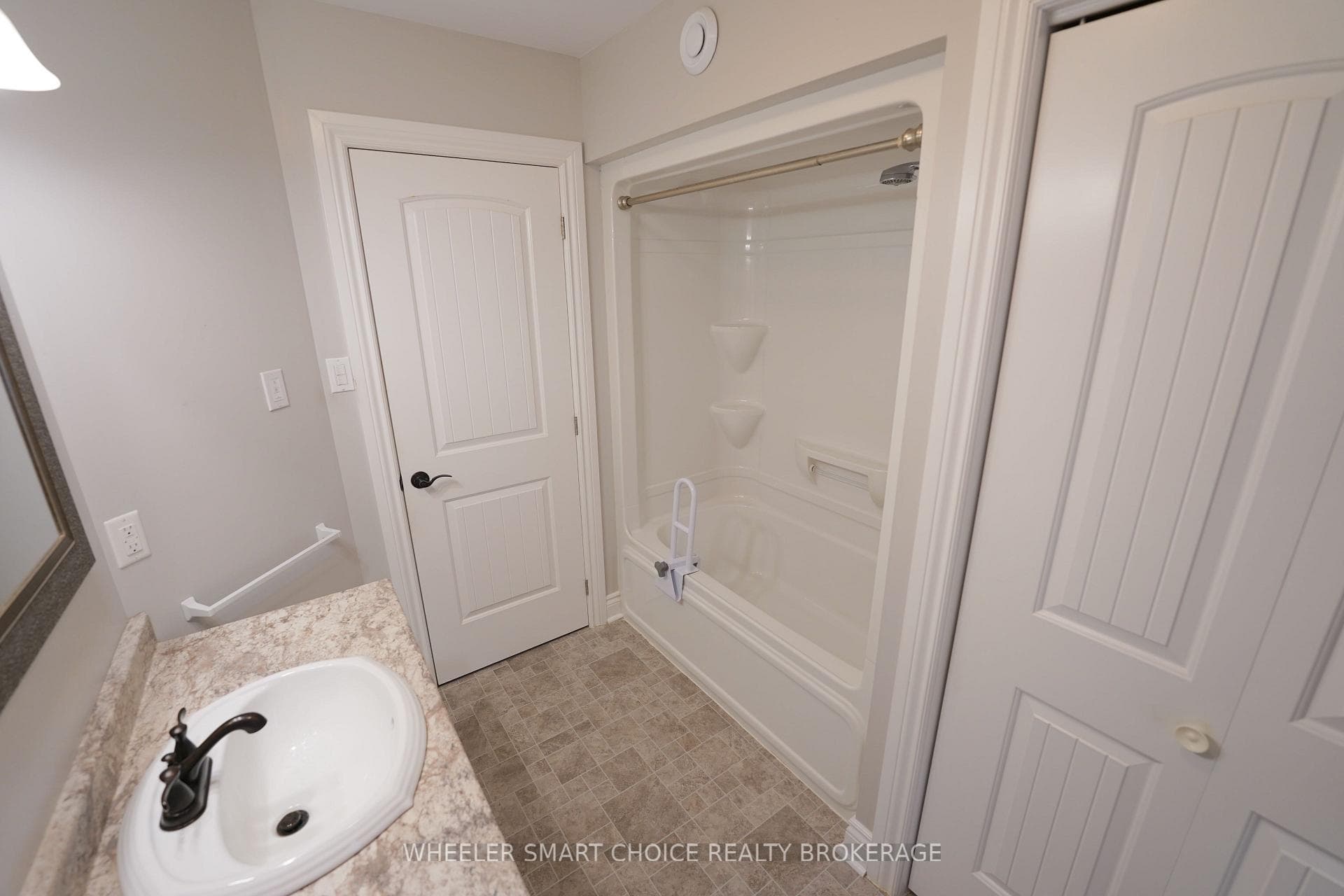 53 Mercier Avenue photo 15