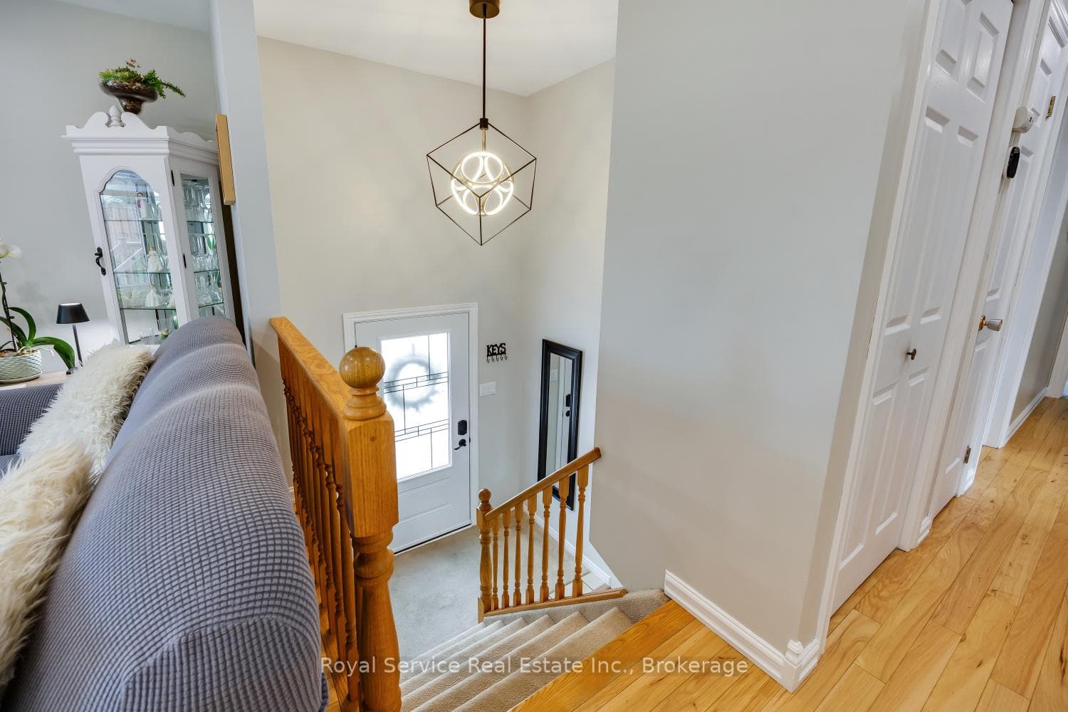 900 Stewart Drive photo 7