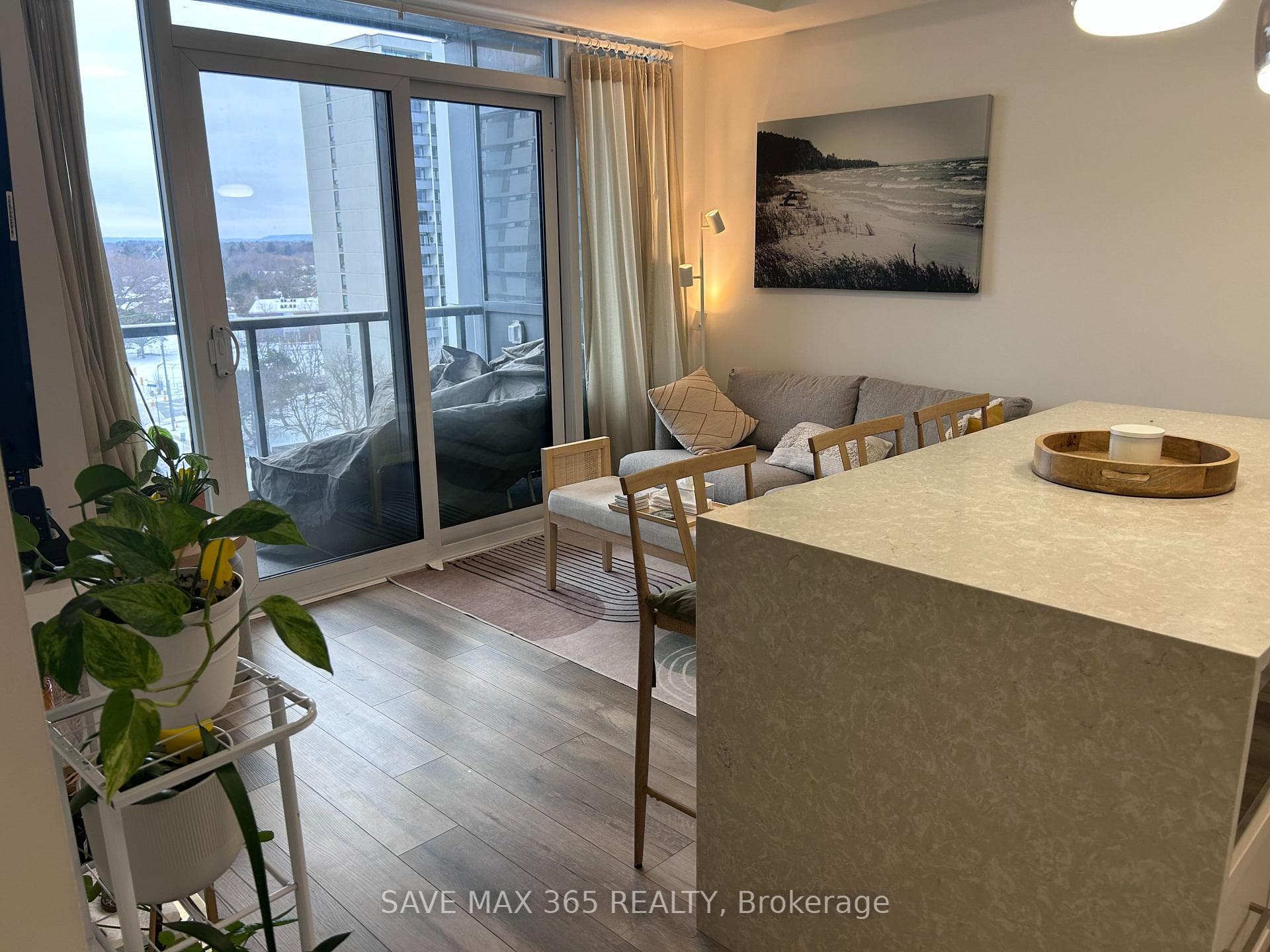 500 Brock Avenue Unit 809 photo 17