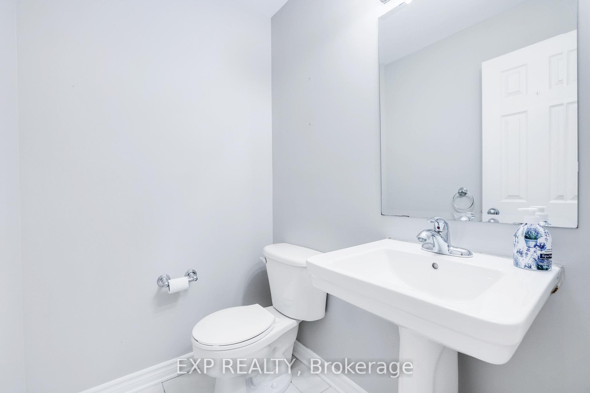 352 Forestbrook Street photo 6