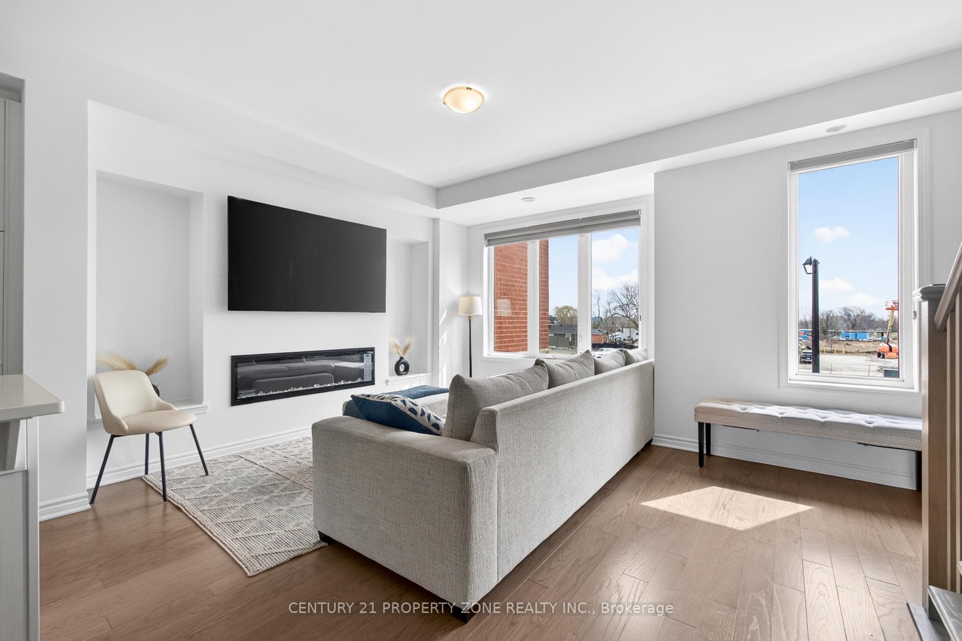 5186 Viola Desmond Drive photo 18
