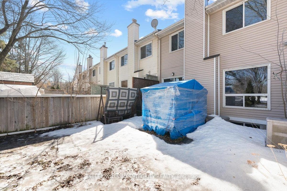 1103 Des Forets Avenue Unit 29 photo 36