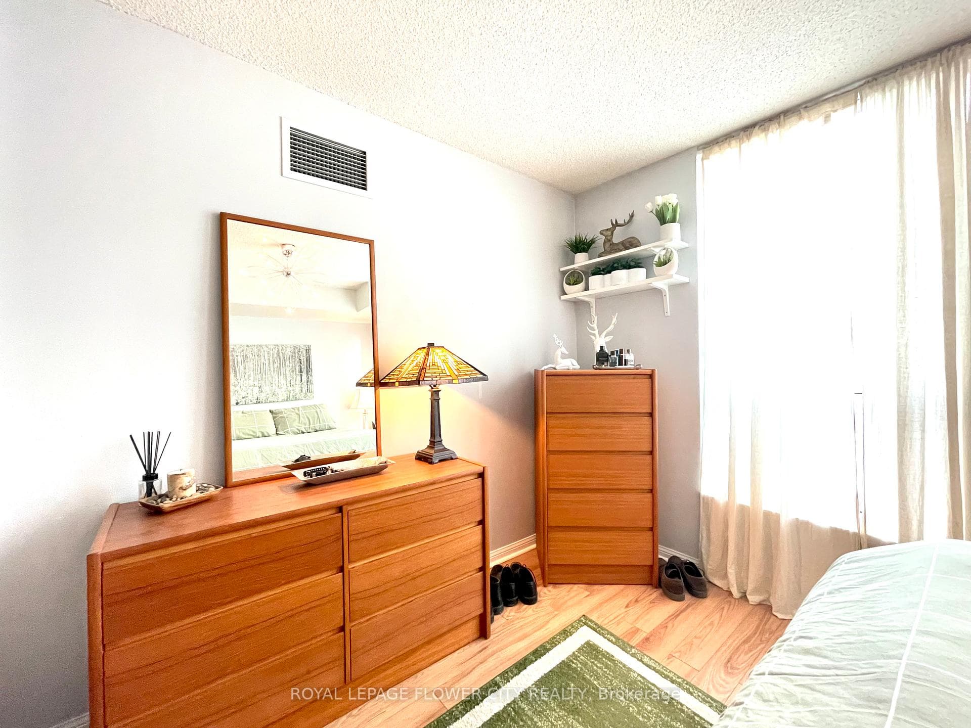 228 Queens Quay Unit 801 photo 28