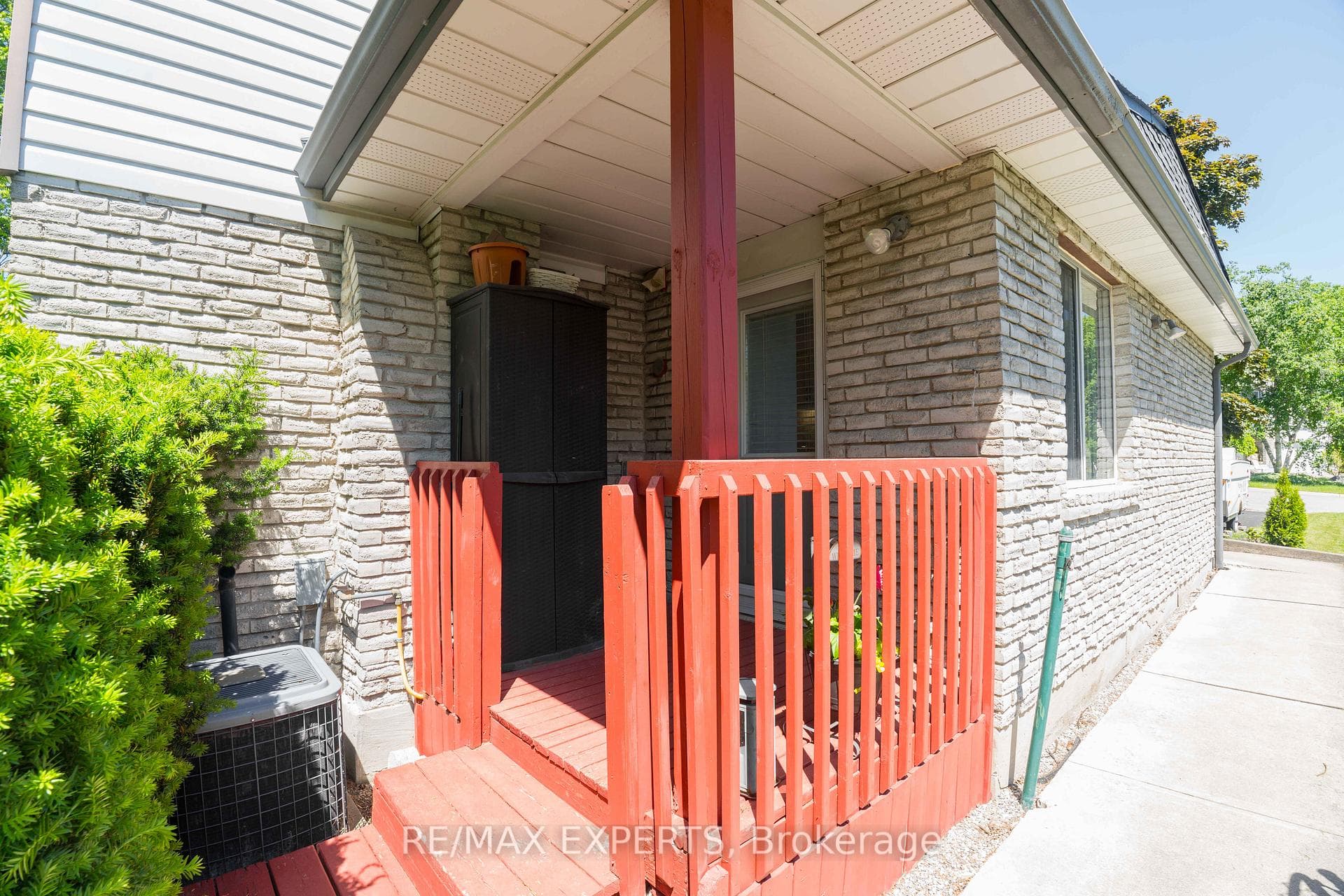 68 Sherin Court photo 38