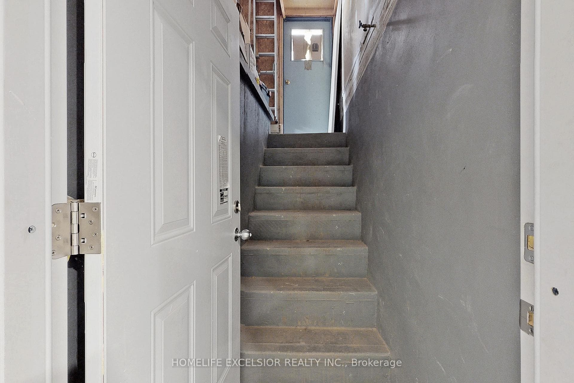 103 Cardinal Street photo 1