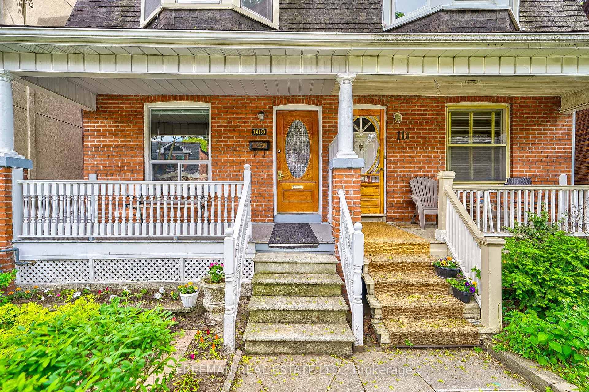 109 Barton Avenue photo 3