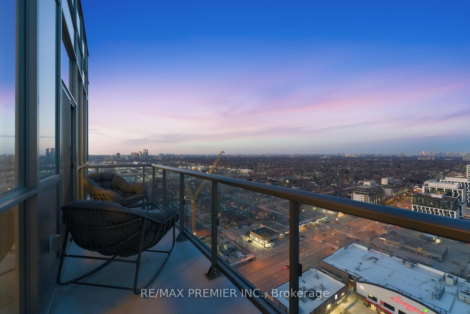 17 Zorra Street Unit PH02 (2402) photo 36