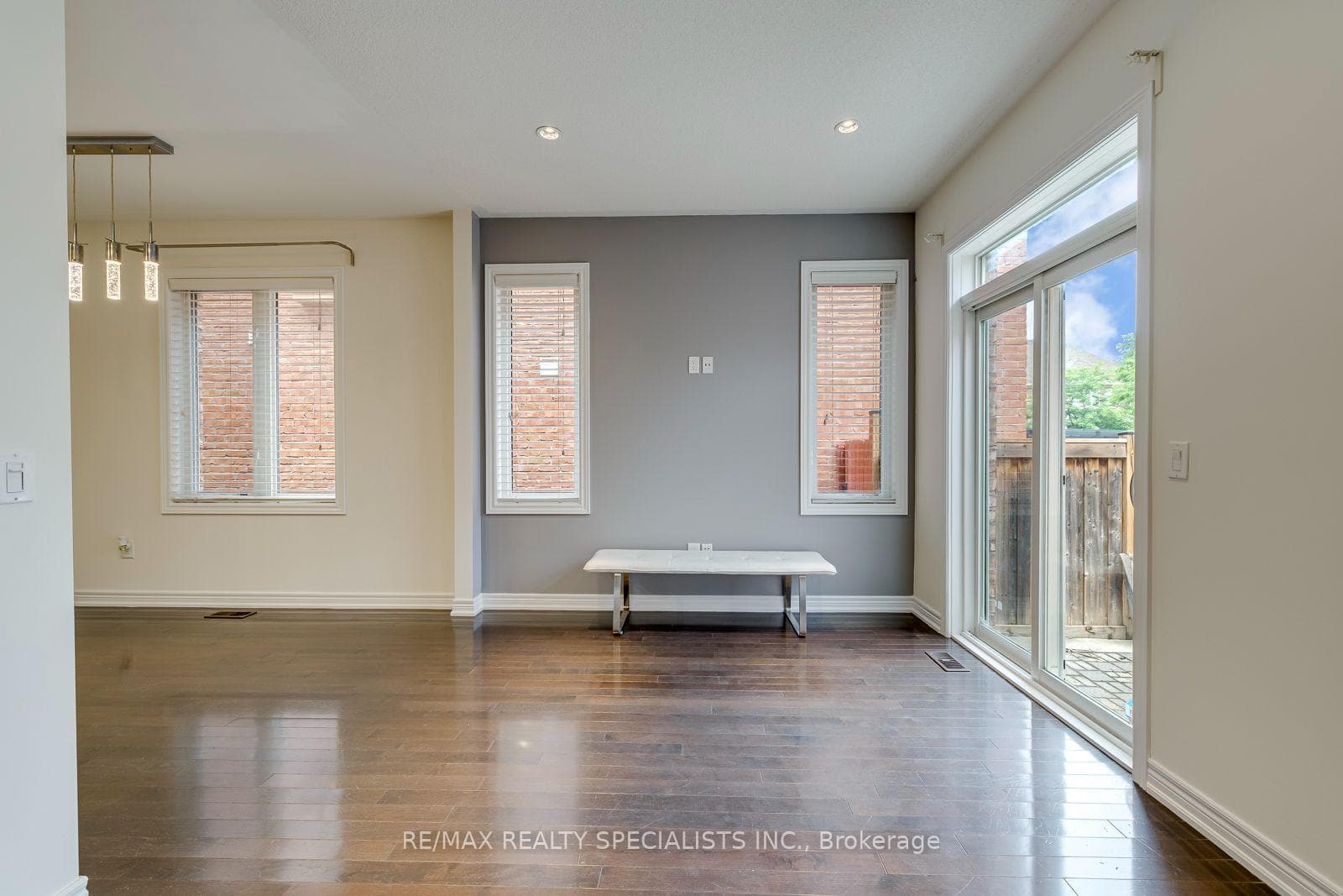 20 Wellman Crescent photo 17