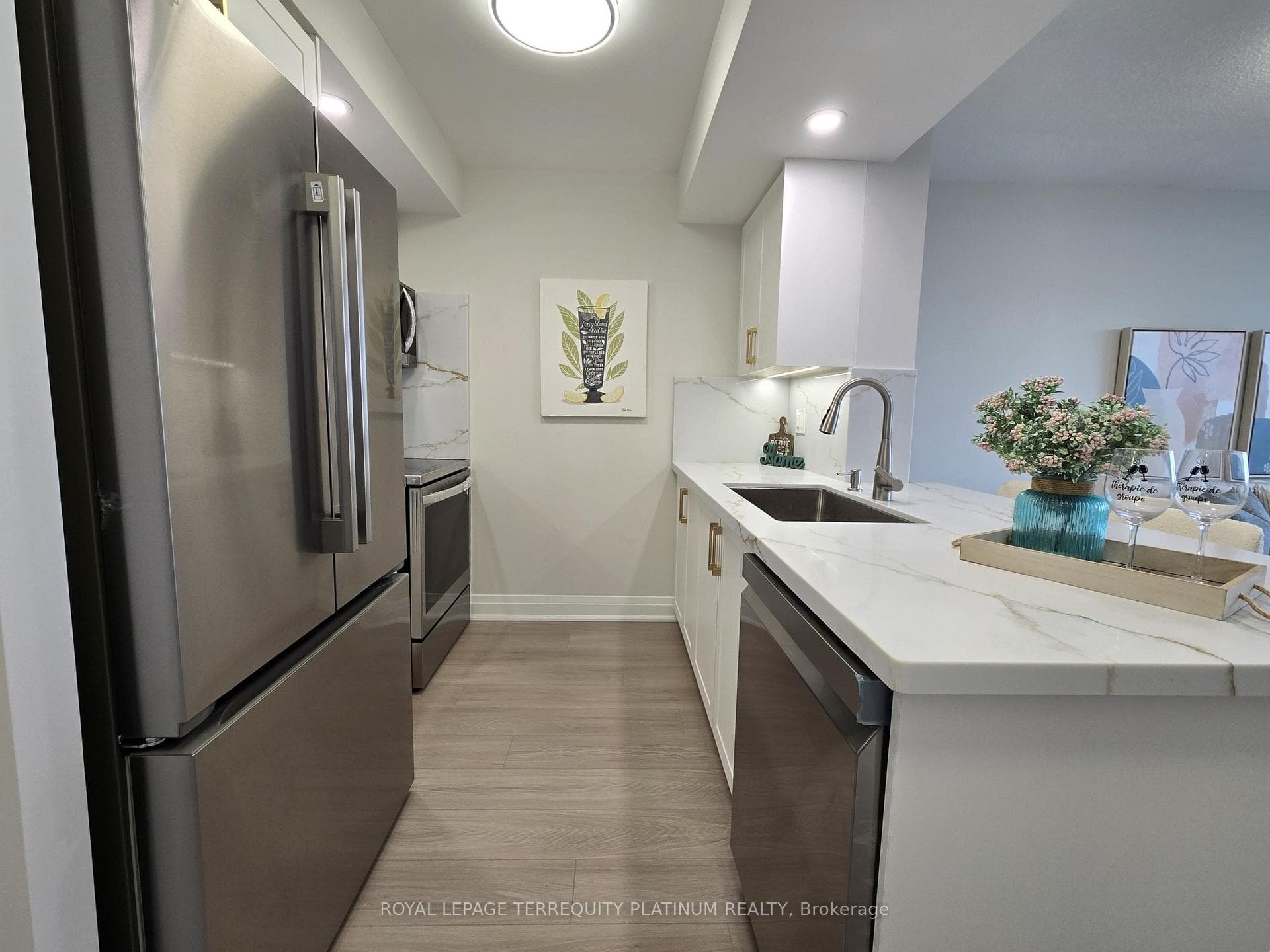 10 Northtown Way Unit 2013 photo 6