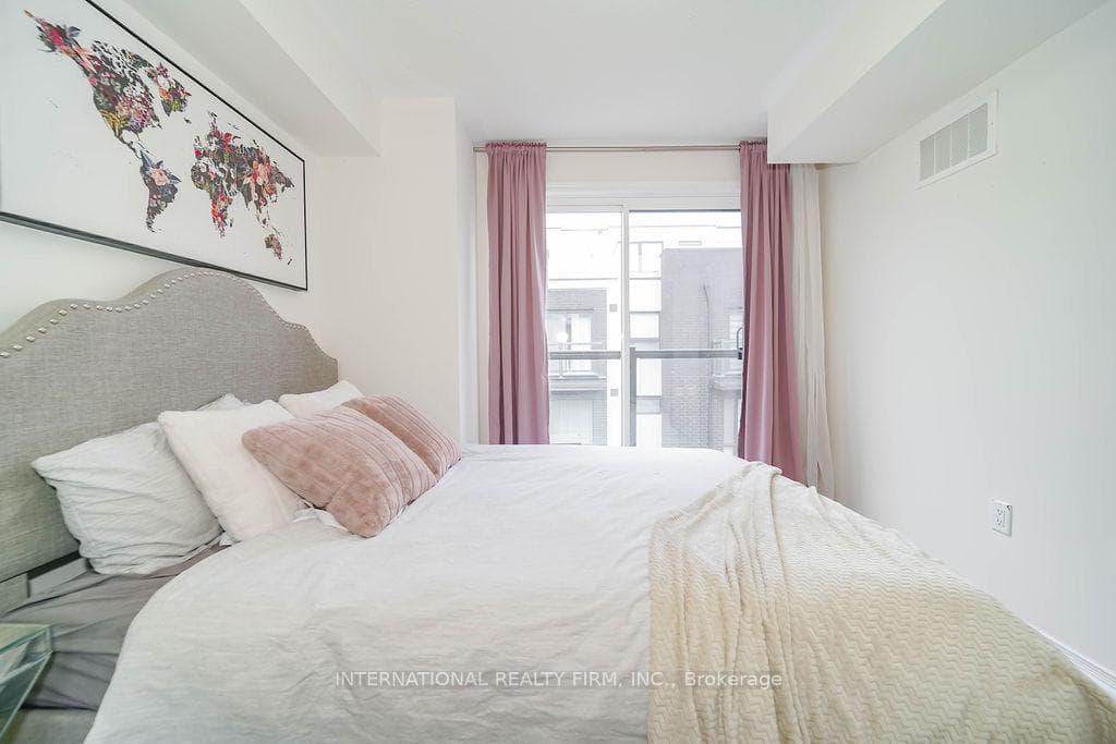 26 Fieldway Road Unit 39 photo 19