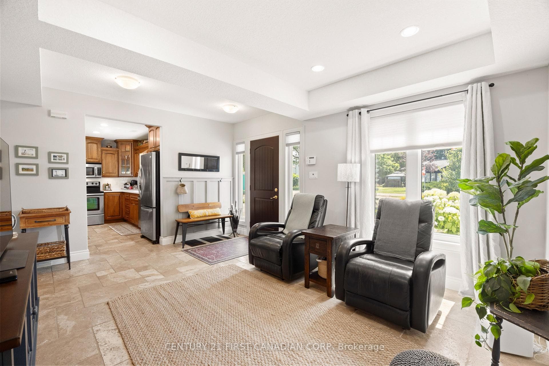 71257 Elizabeth Street photo 11
