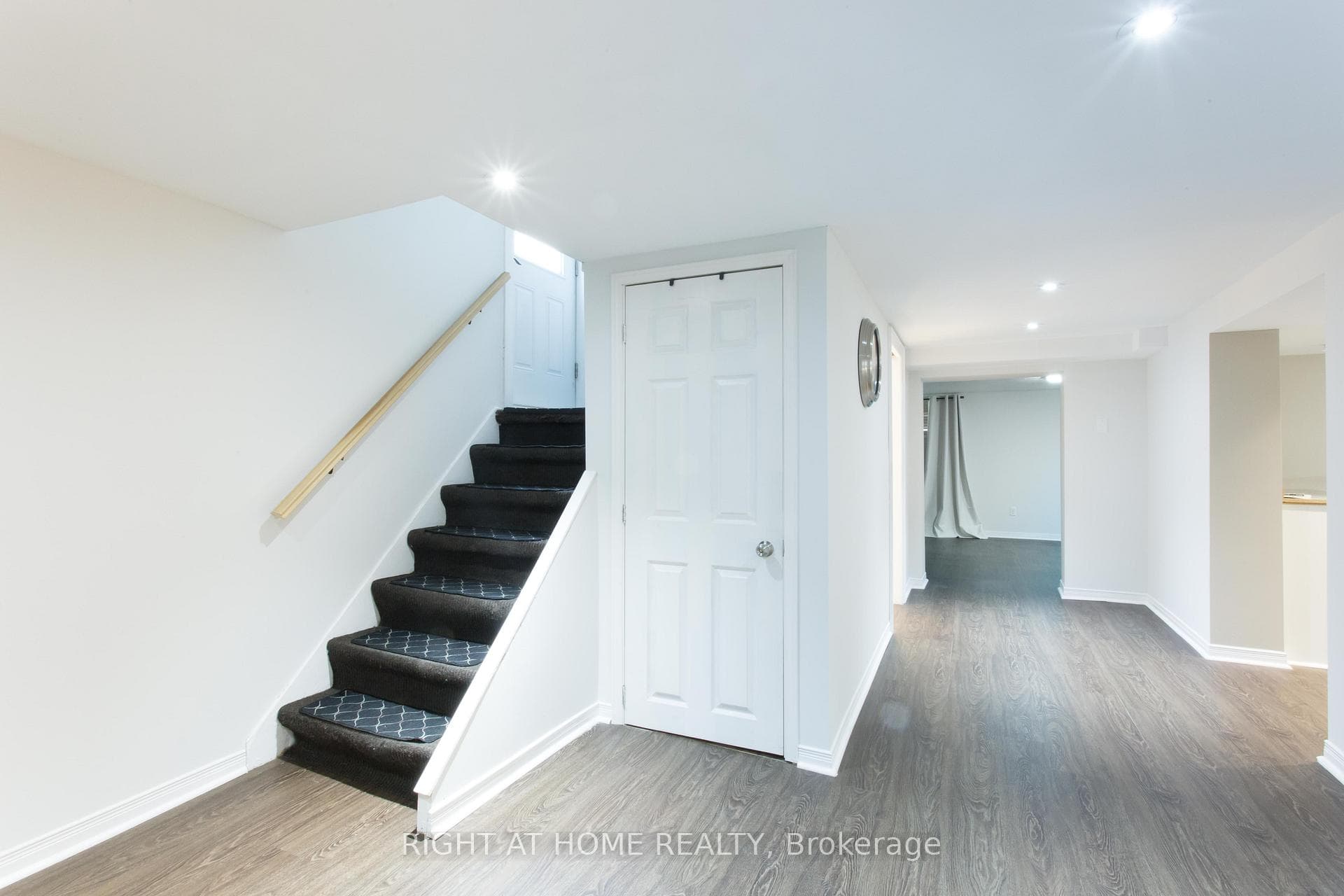 30 Northampton Drive Unit BSMT photo 2