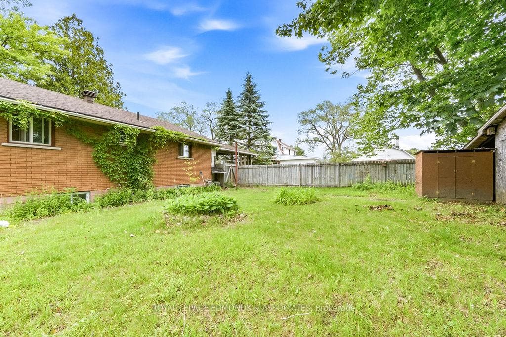 27 Achray Road photo 5
