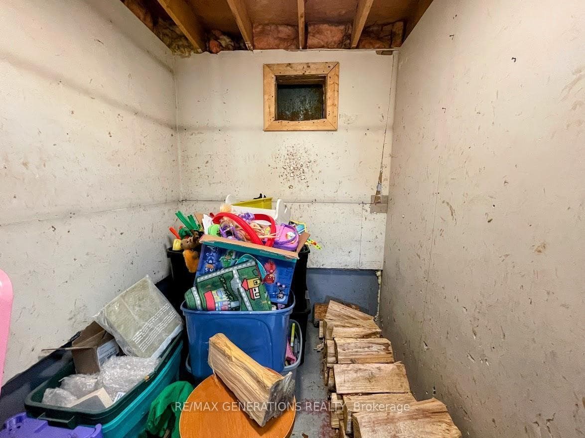 52 Matachewan Road photo 32