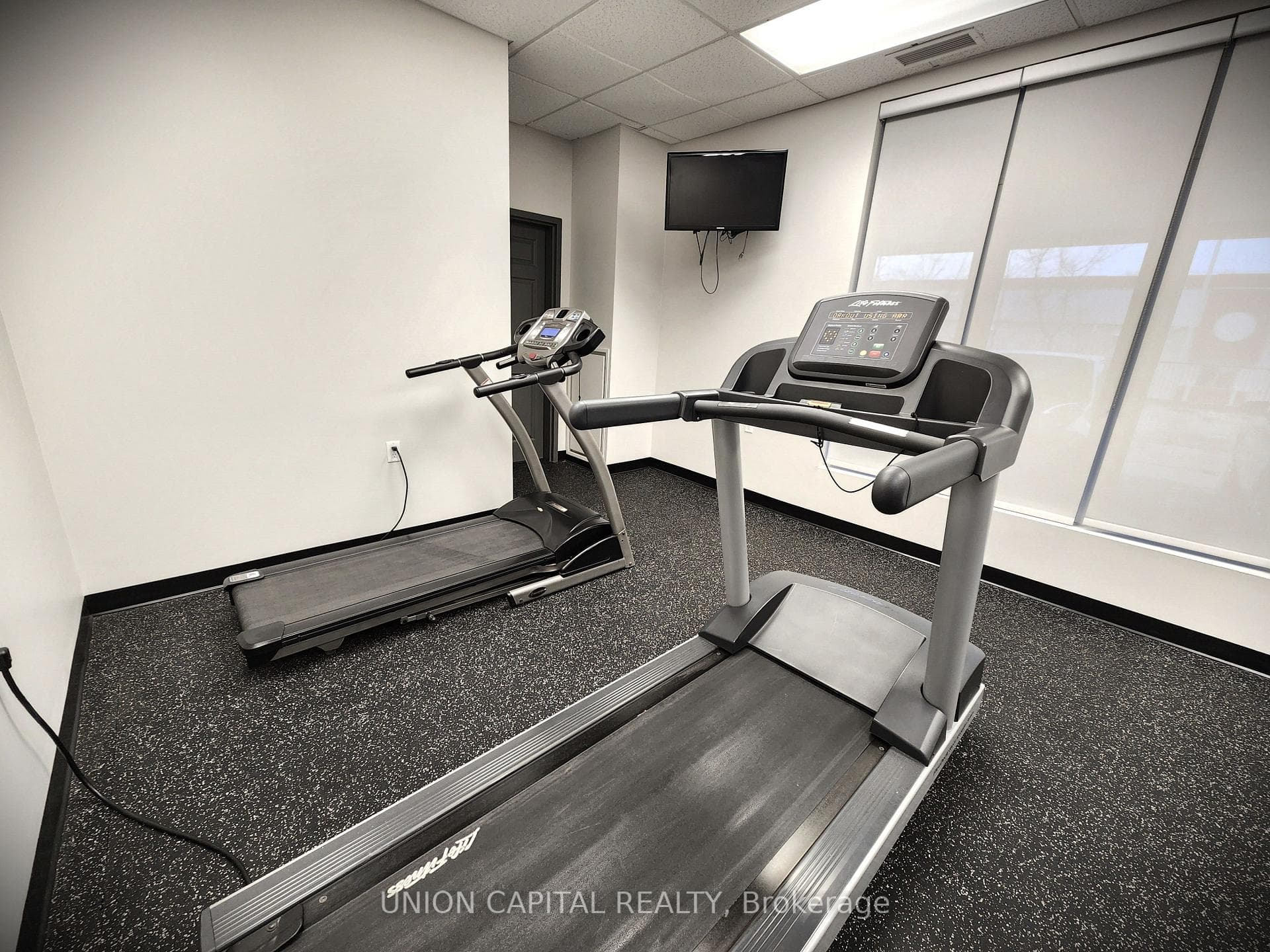 15450 YONGE Street Unit 305 photo 28