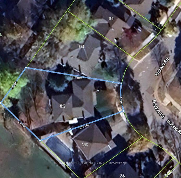 85 Thicket Road photo 34