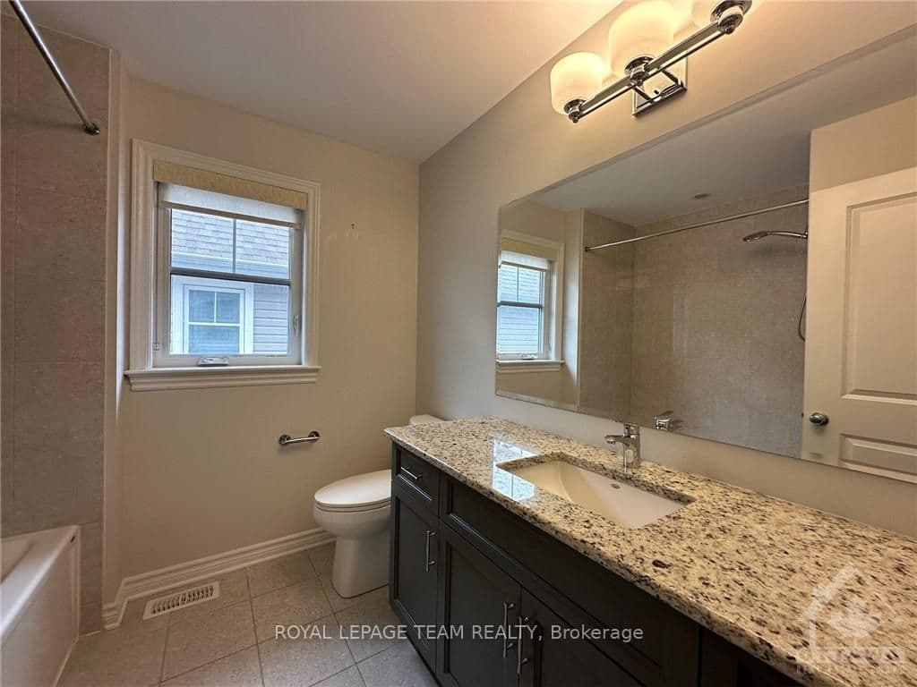 709 SORA Way photo 17