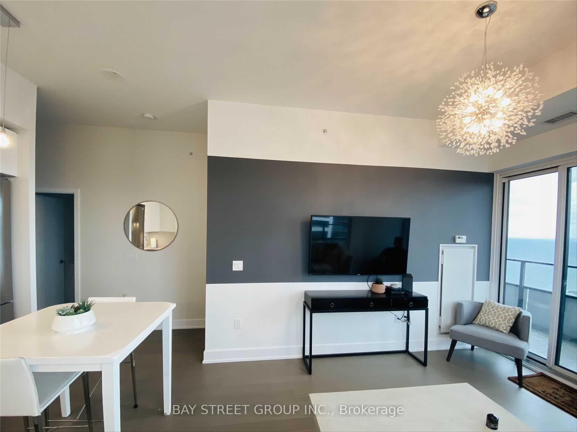 20 Shore Breeze Drive Unit 4601 photo 12
