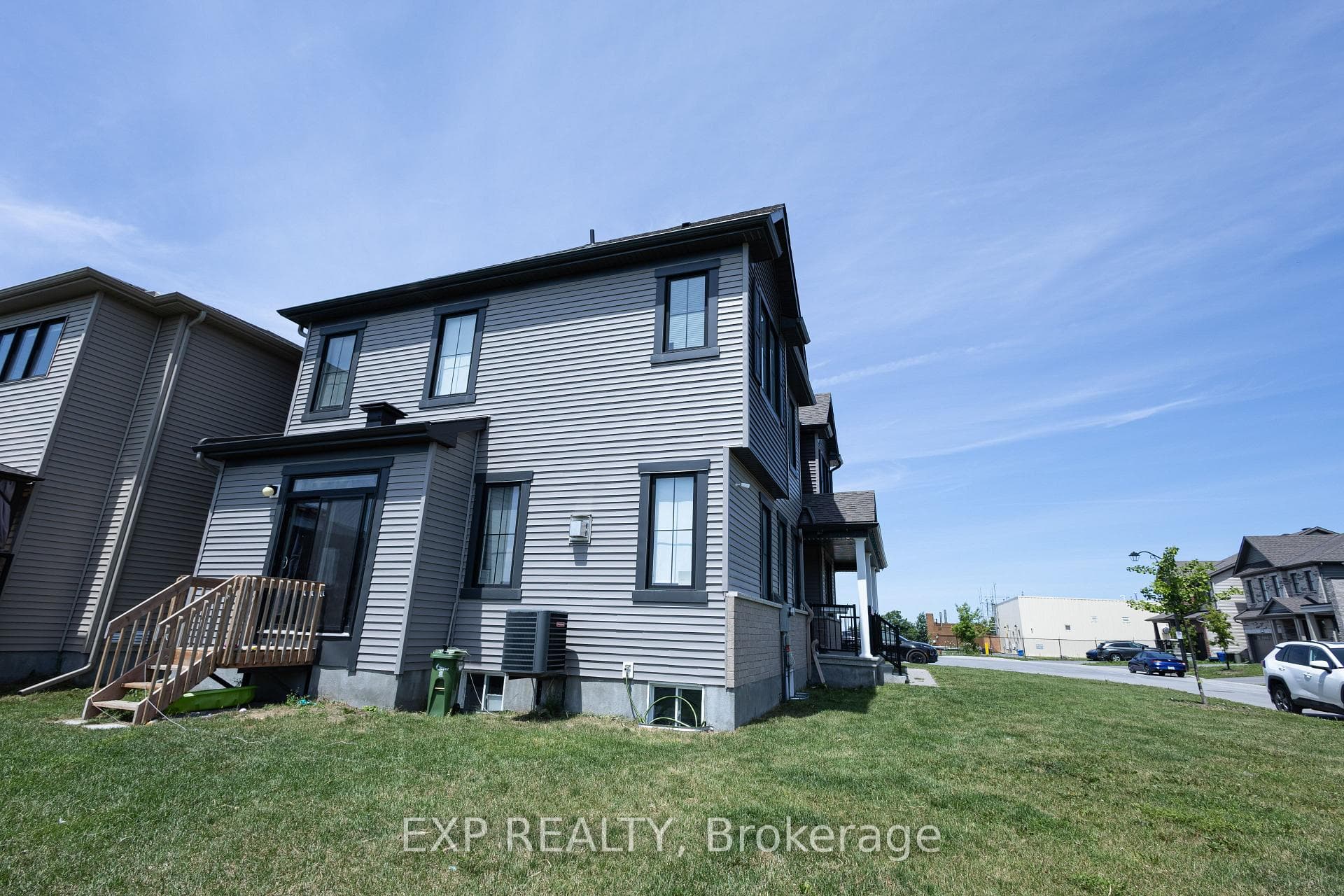 1038 Showman Street photo 23