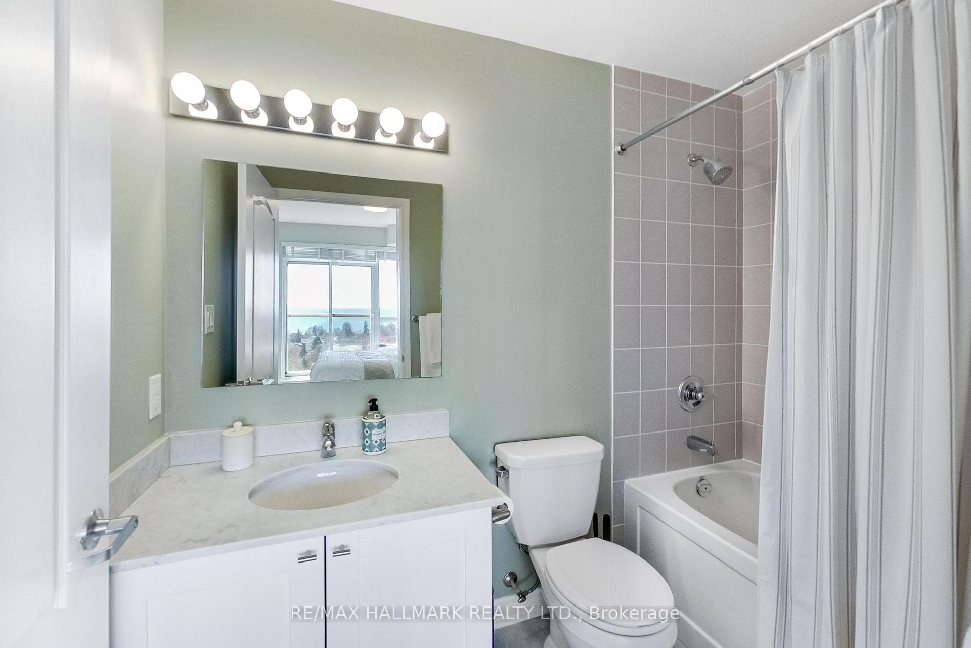 4 Piece Ensuite